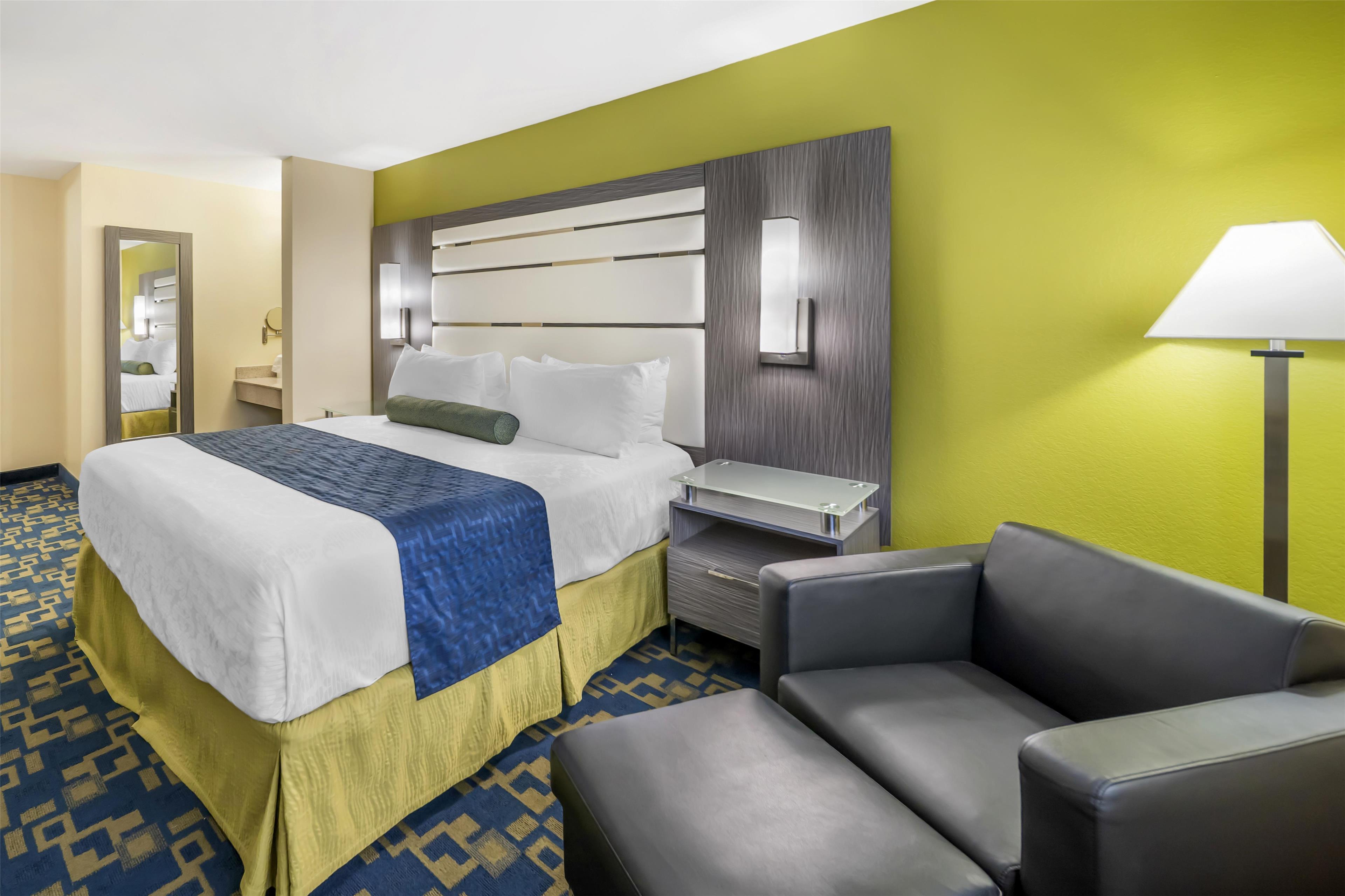 Double Accessible-queen Size Bed