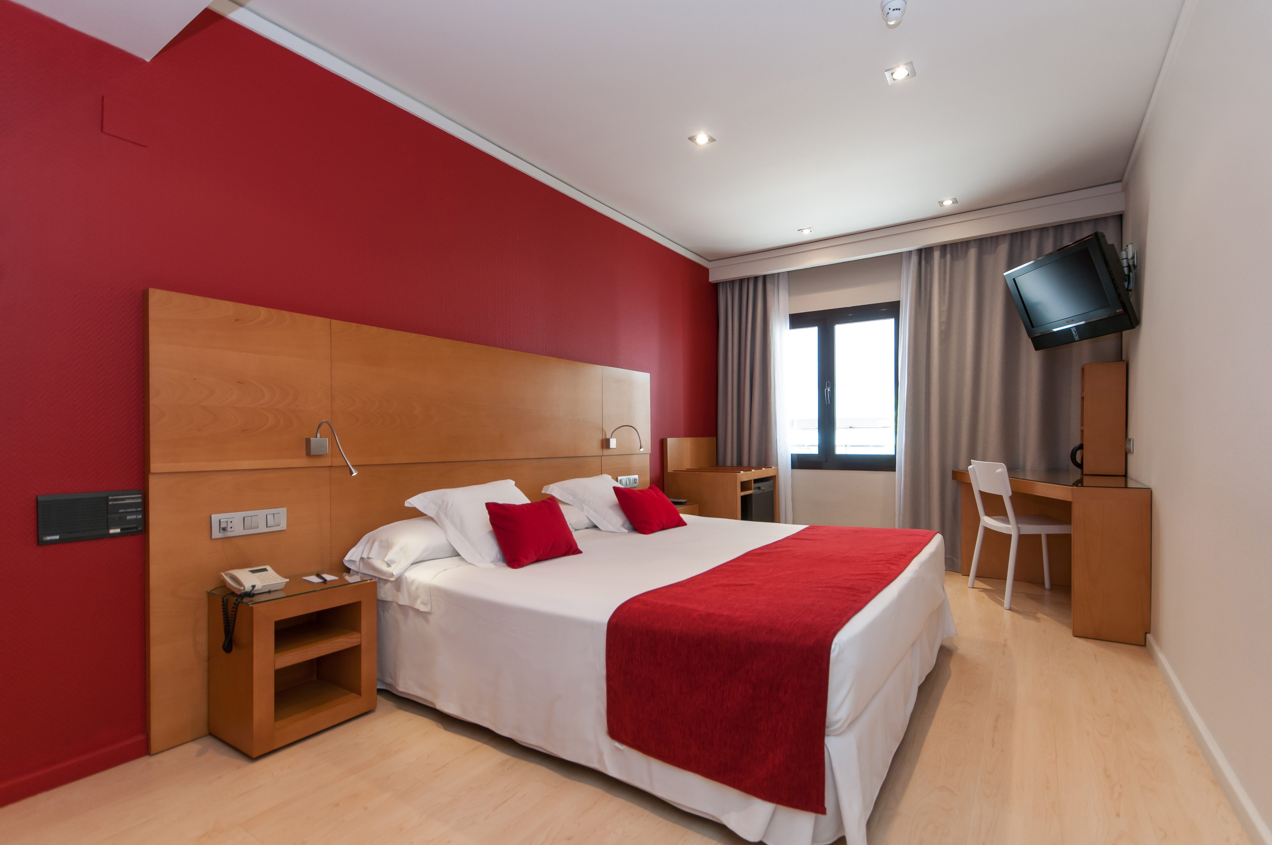 Double or Twin Standard