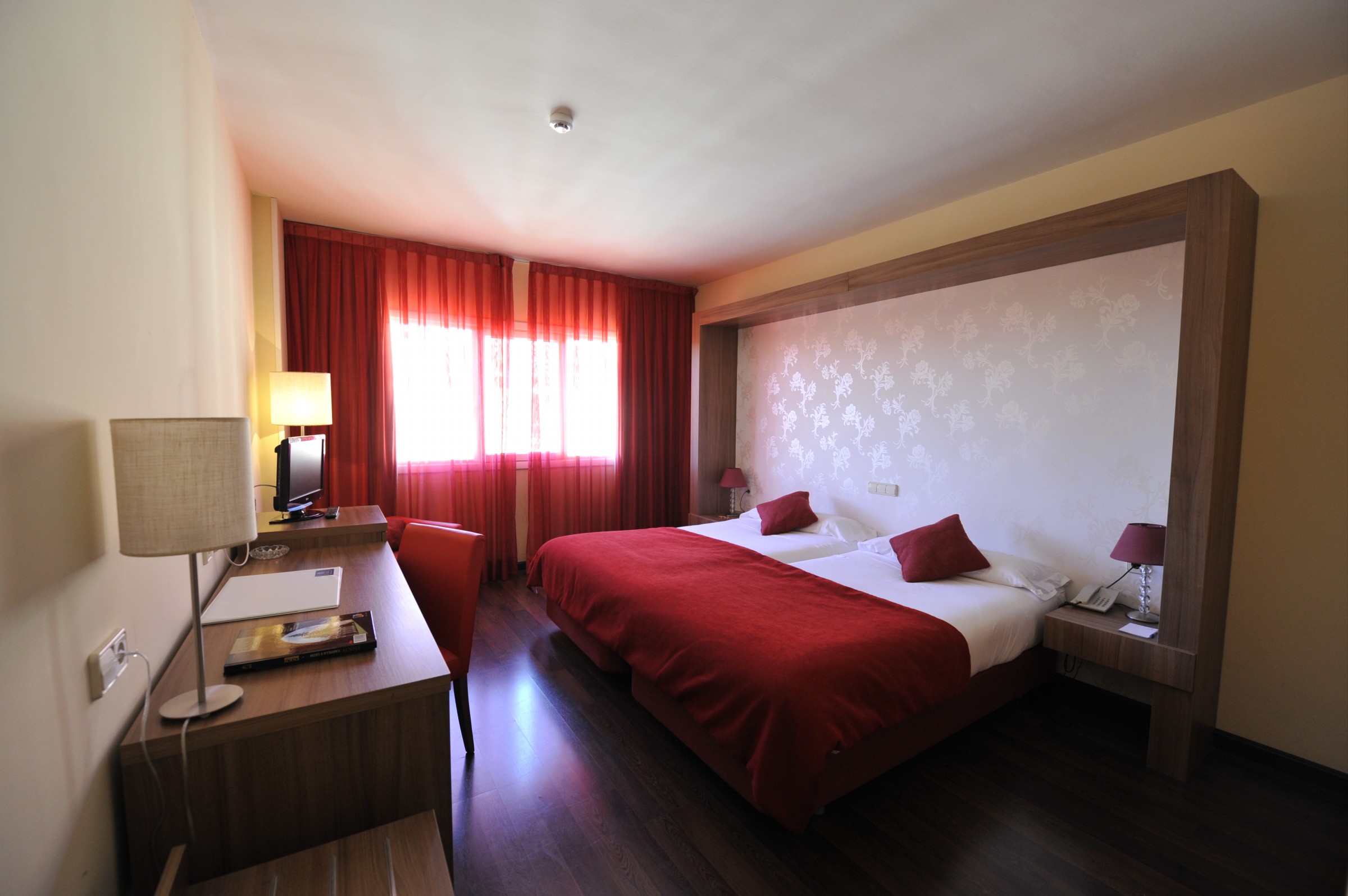 Double or Twin Standard