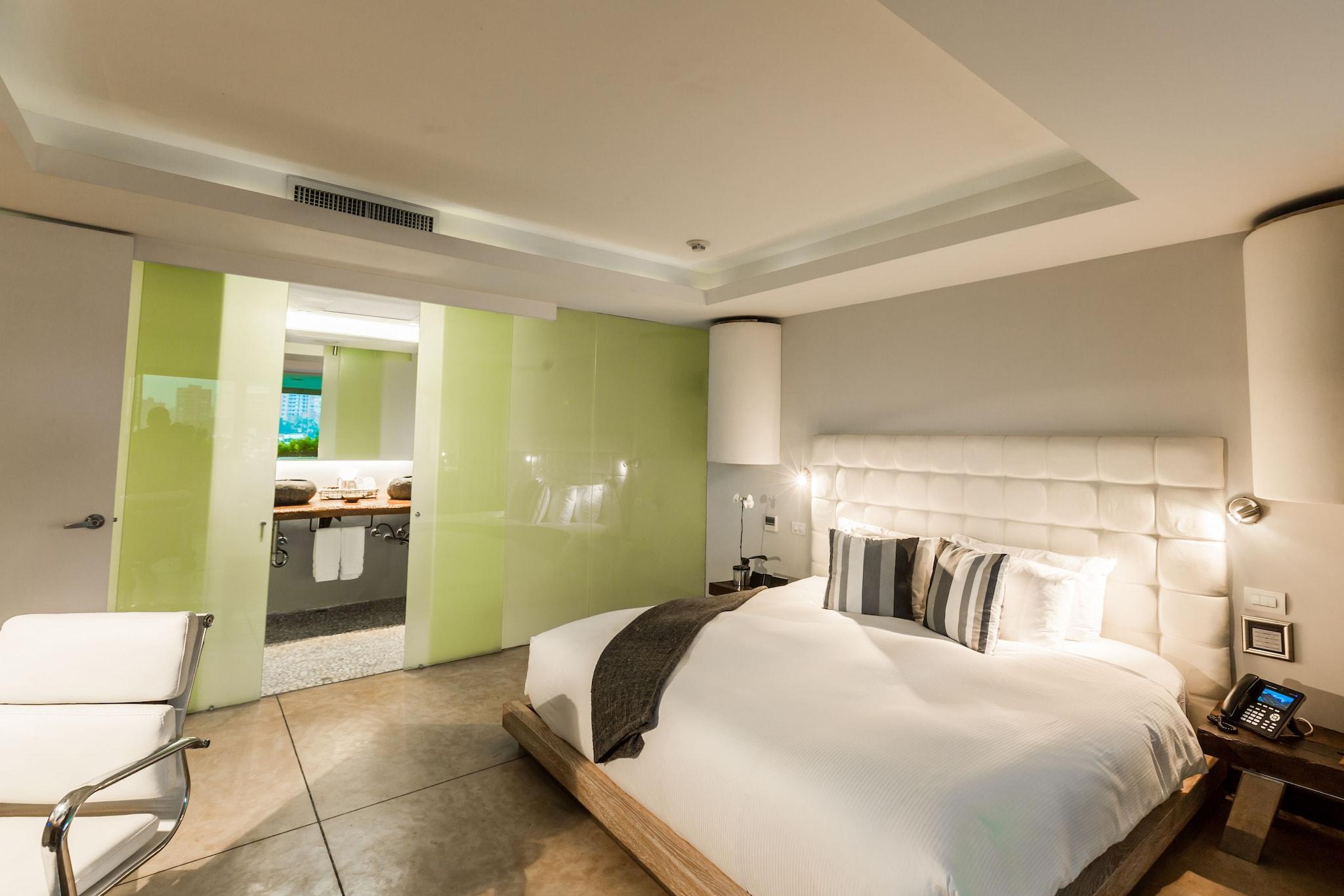 Double King Size Bed