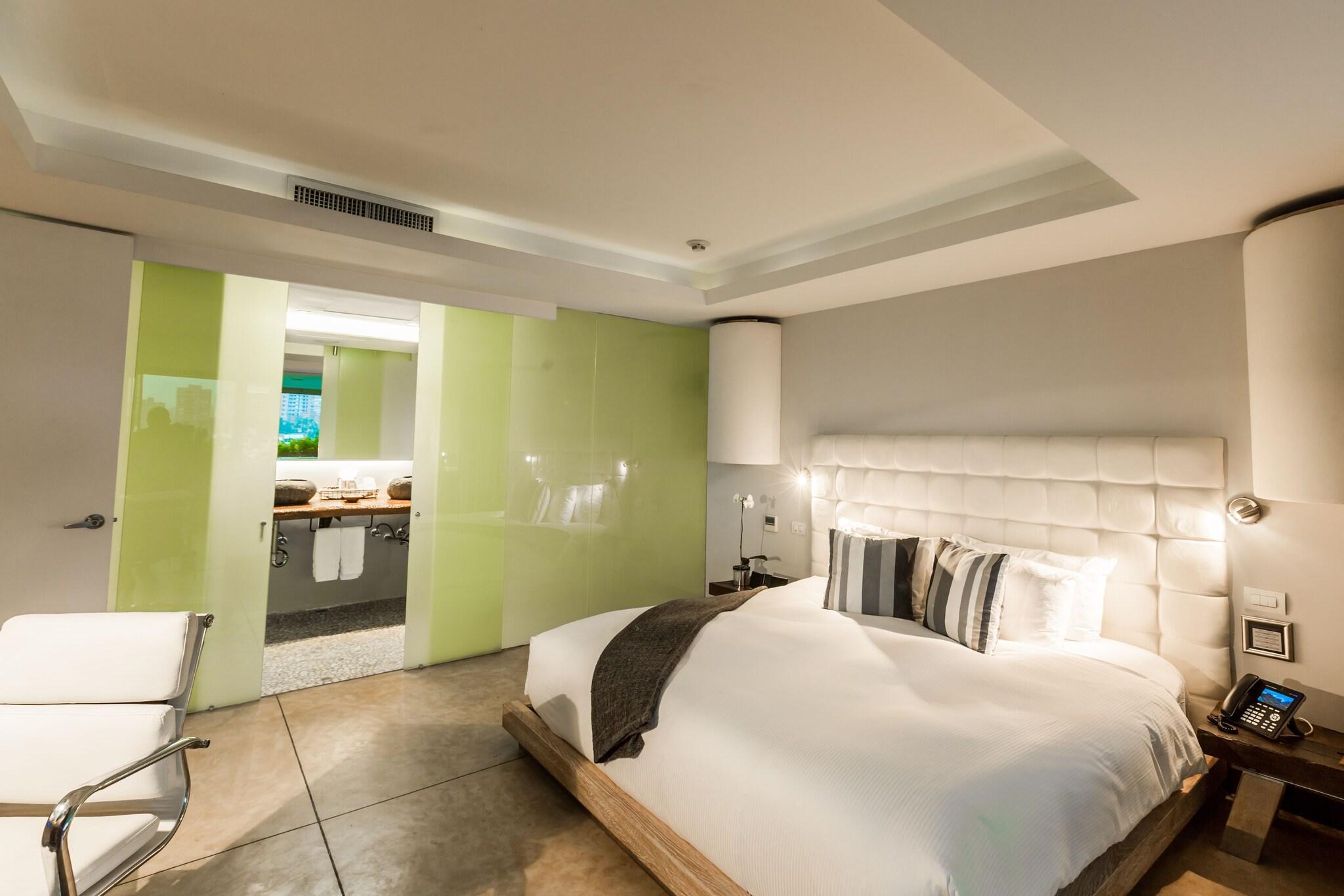 Double King Size Bed