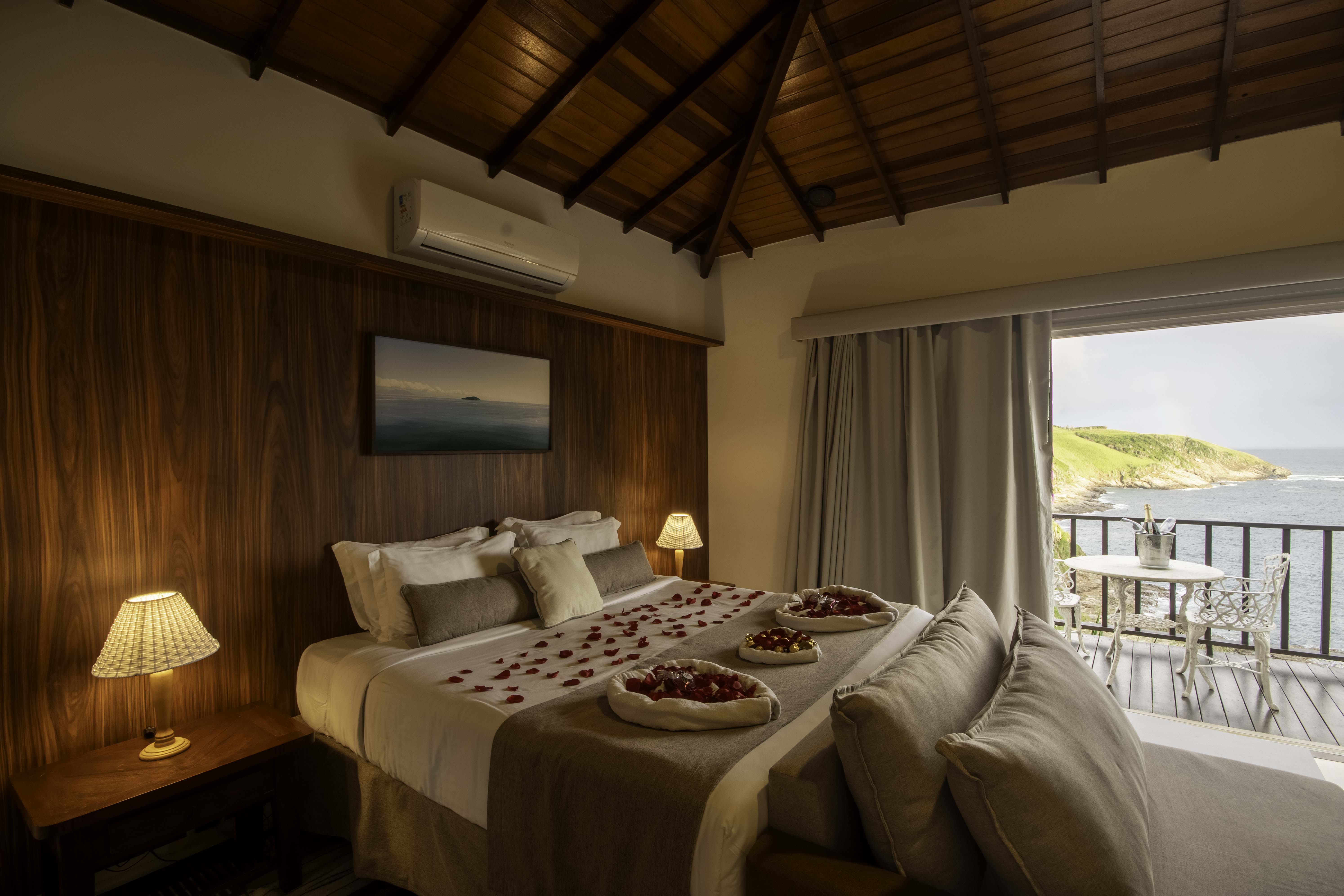 Quadruple Deluxe with Jacuzzi