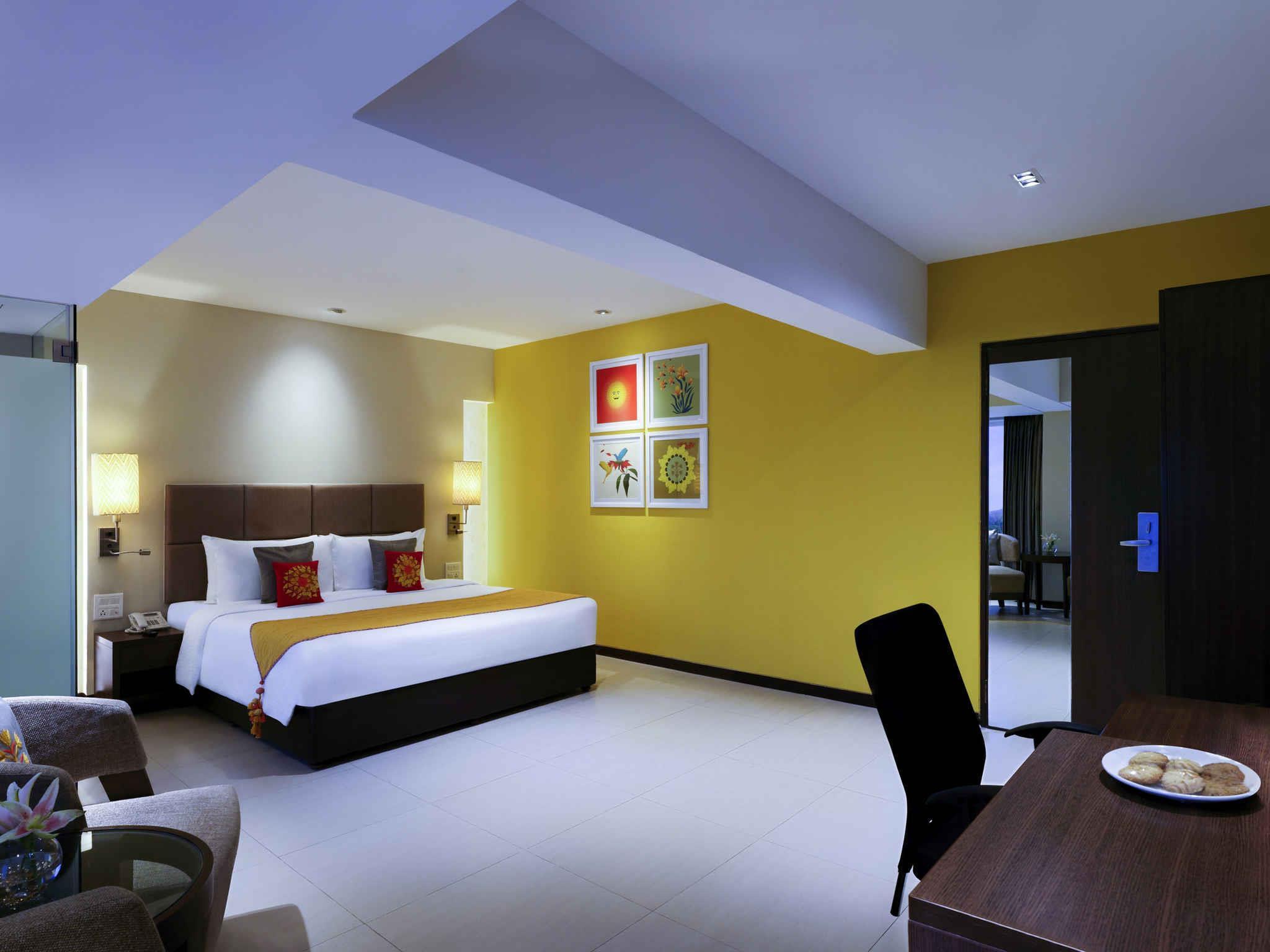 Double Executive King Bed