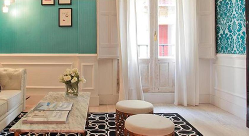 Apartment Capacity 4