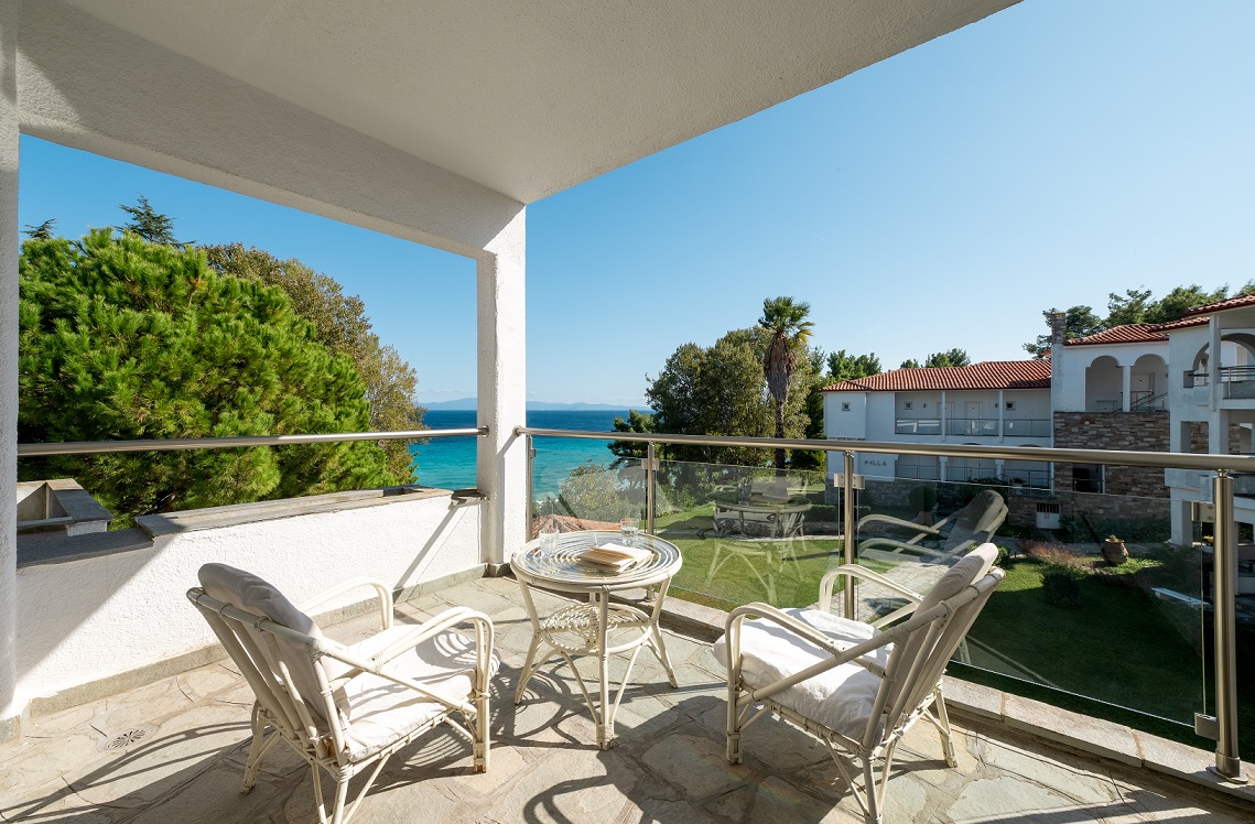 Family Room Side Sea View