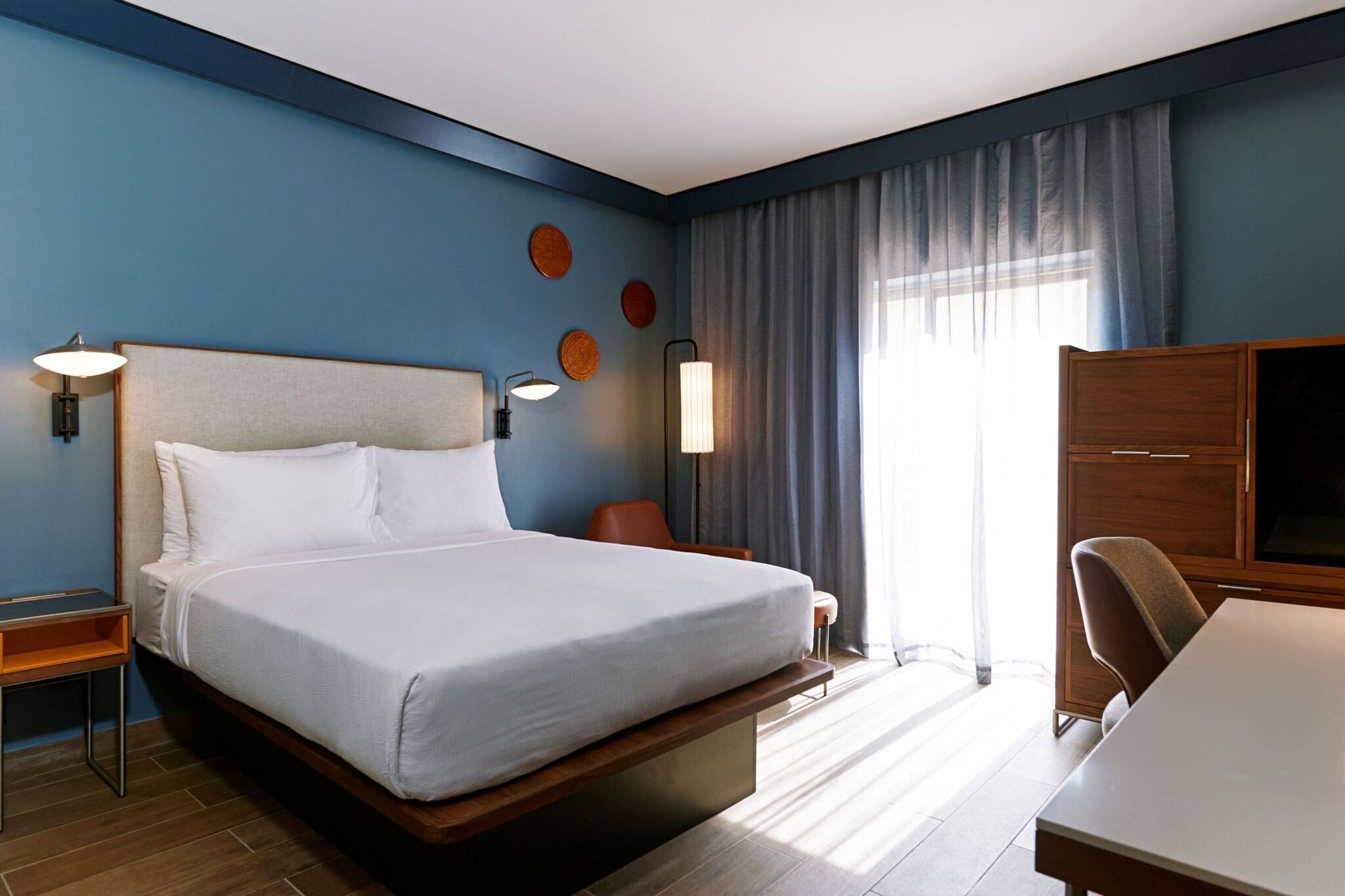 Double Queen Size Bed