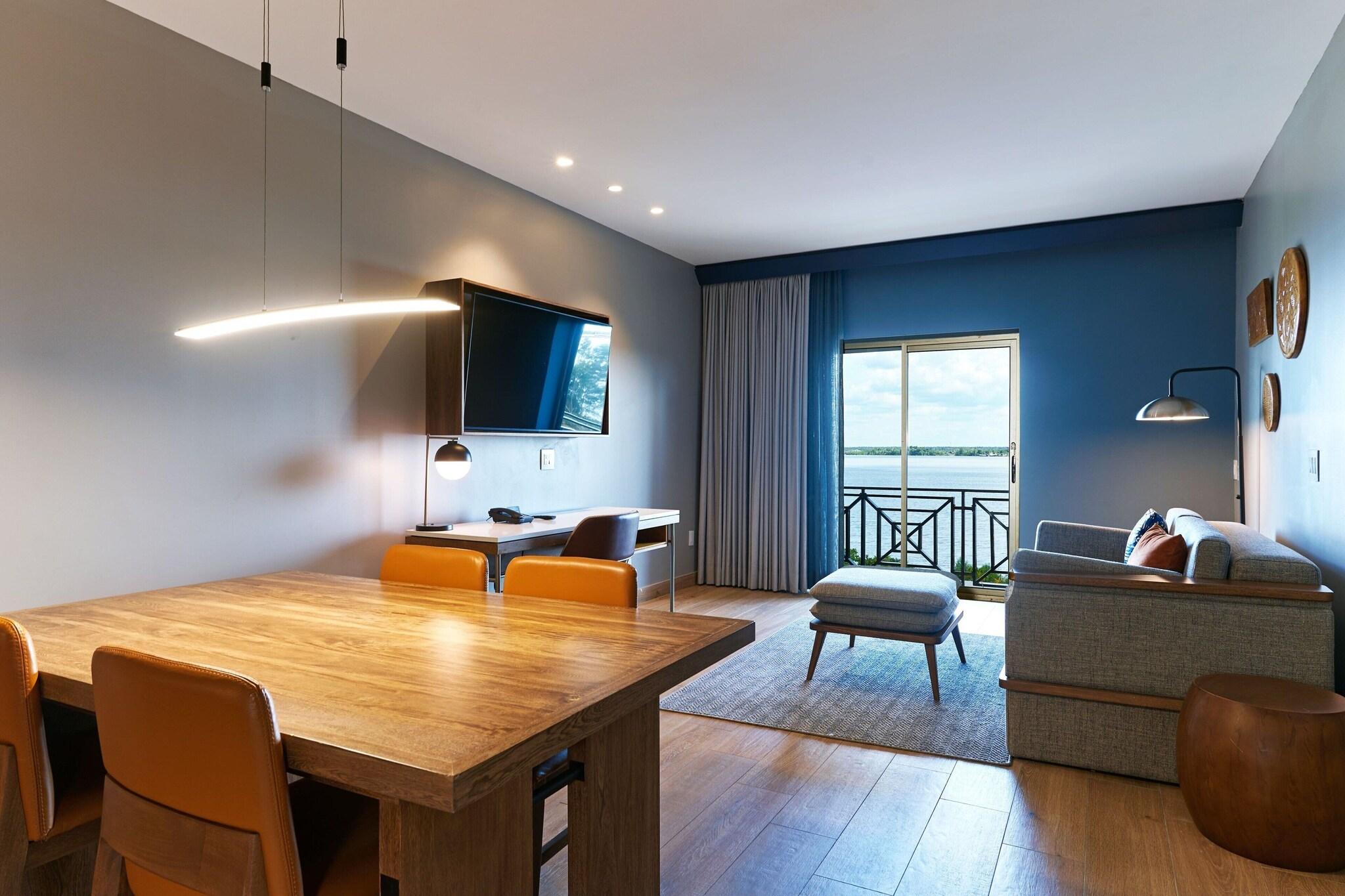 Suite King Bed One Bedroom 