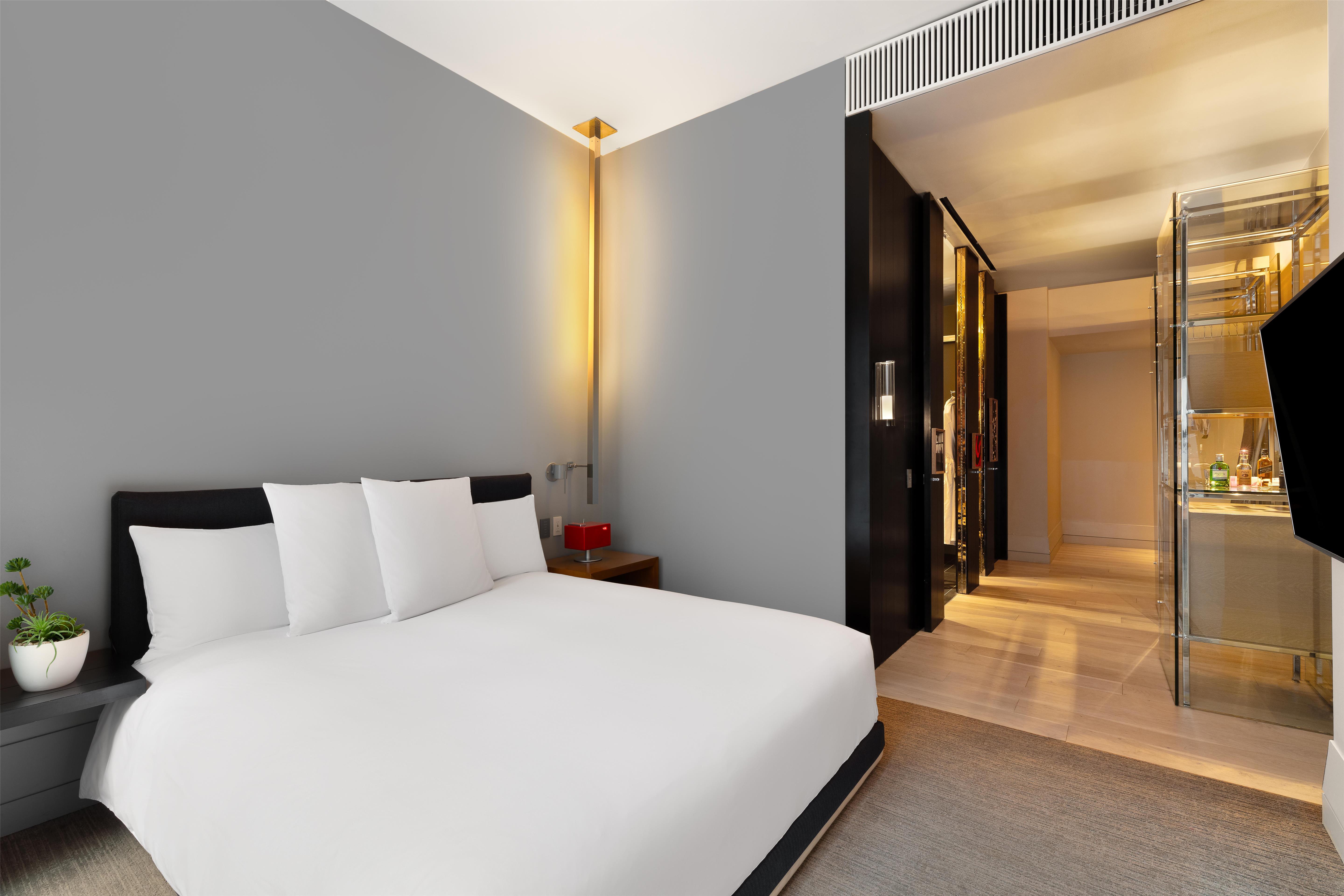 Double King Size Bed