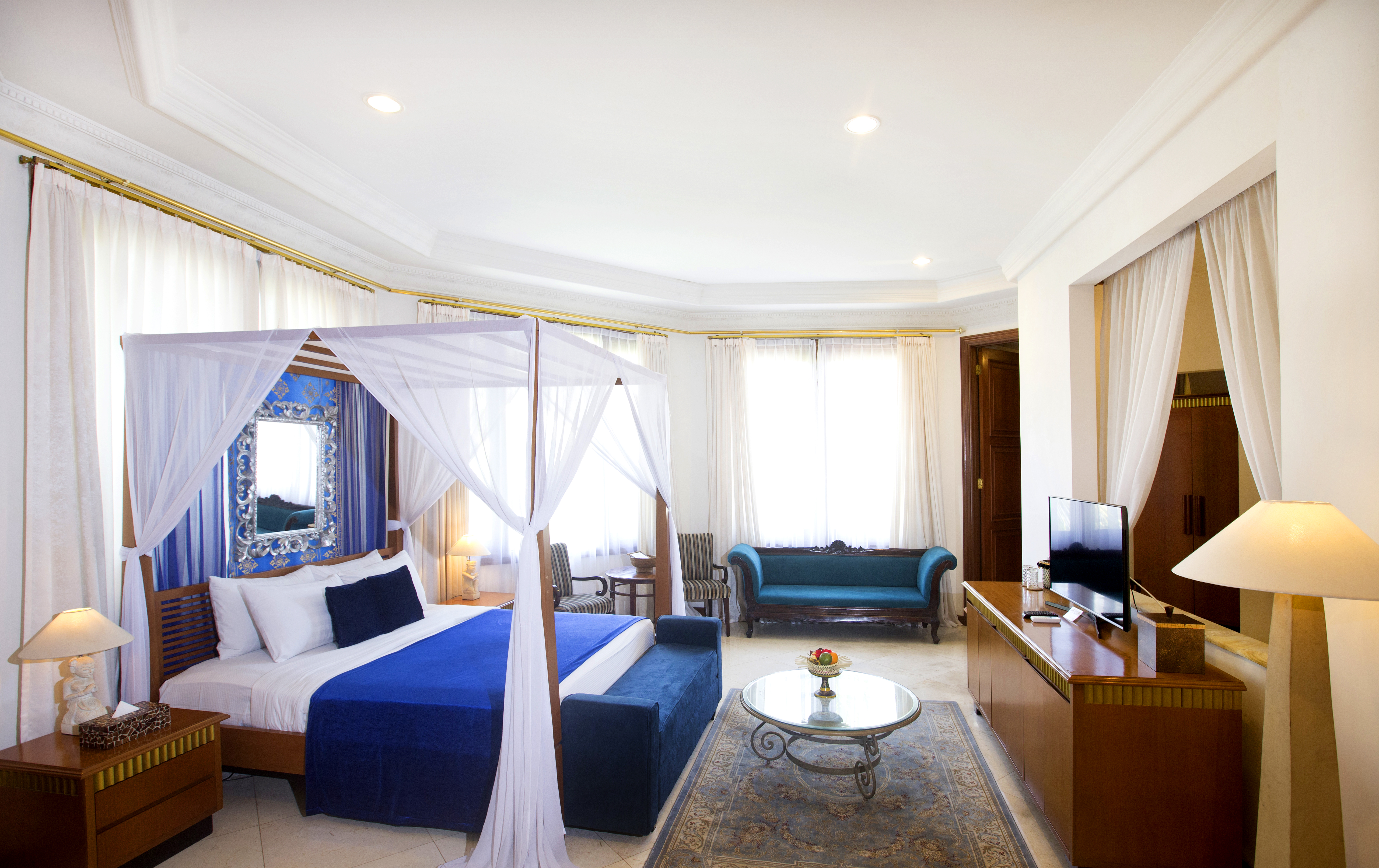 Suite King Bed One Bedroom 