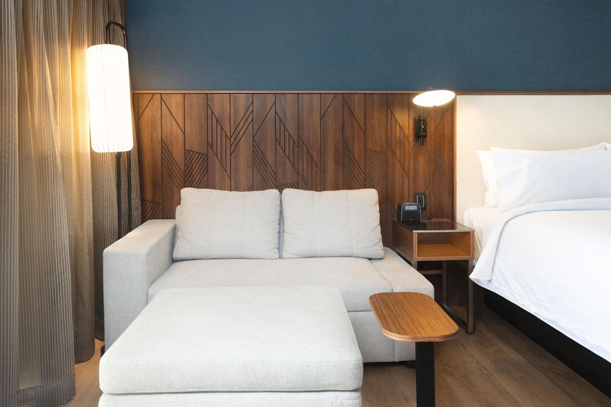 Double Deluxe City View