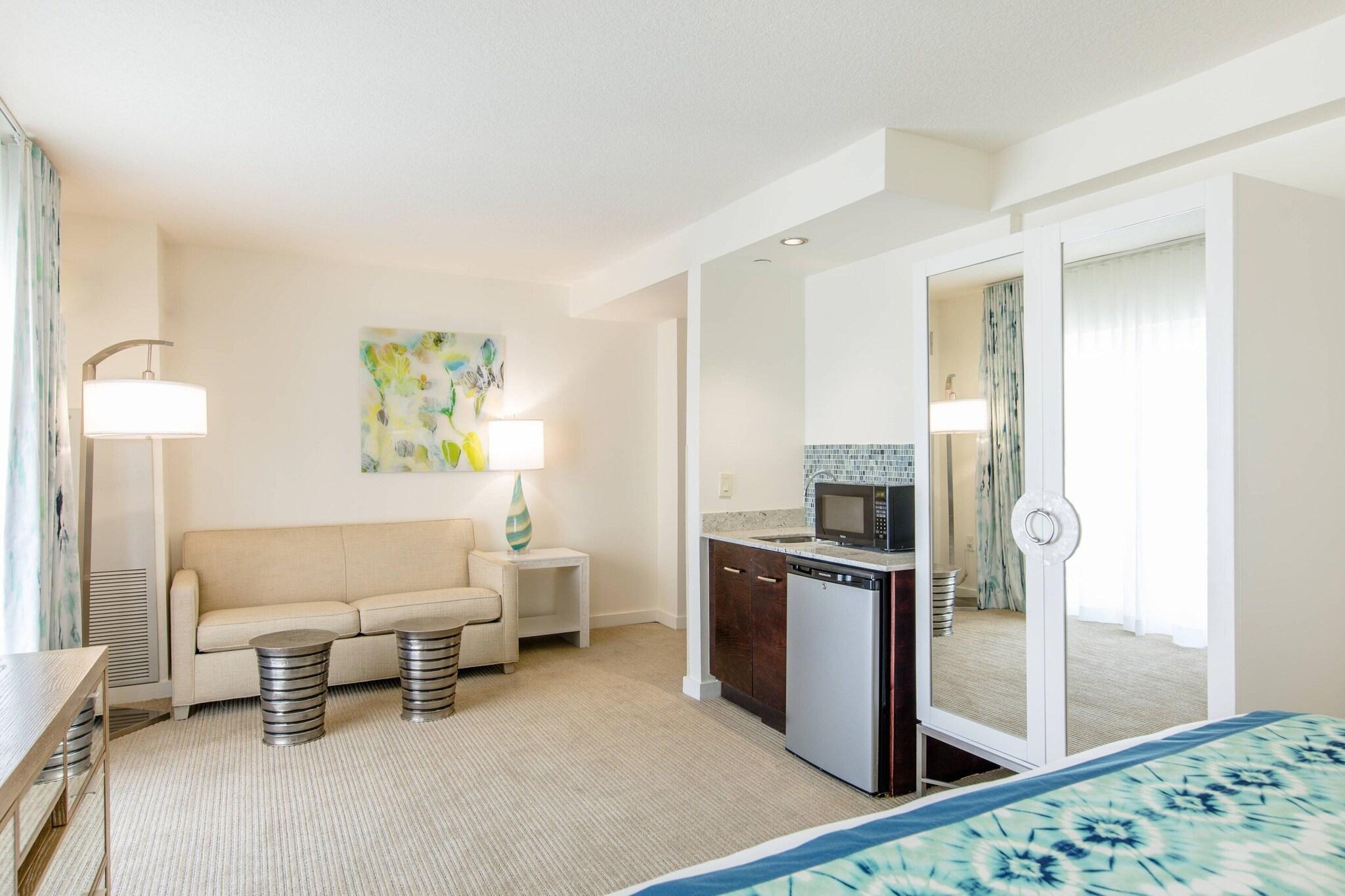 Studio Queen Size Bed