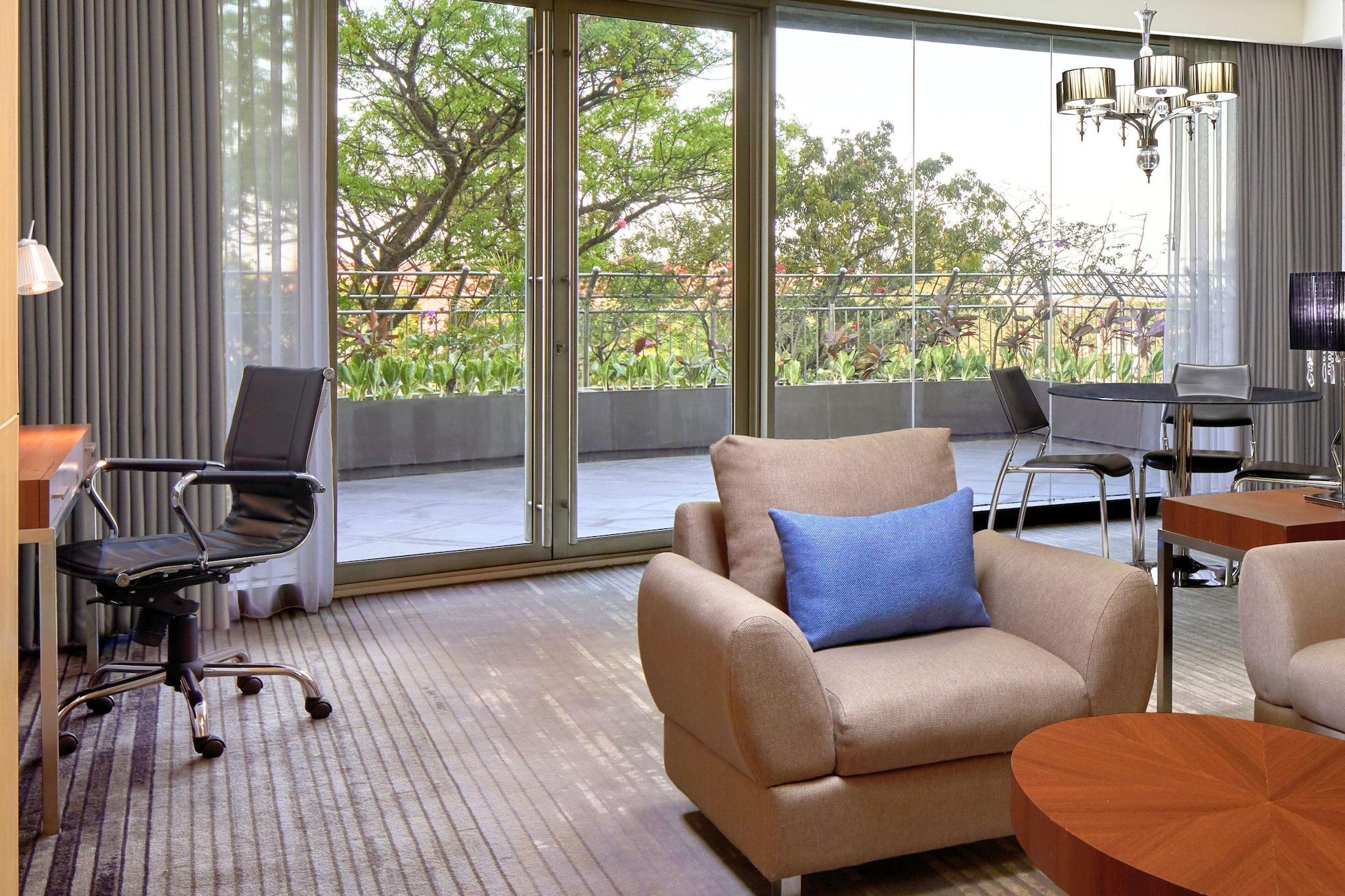 Suite Presidential with Views