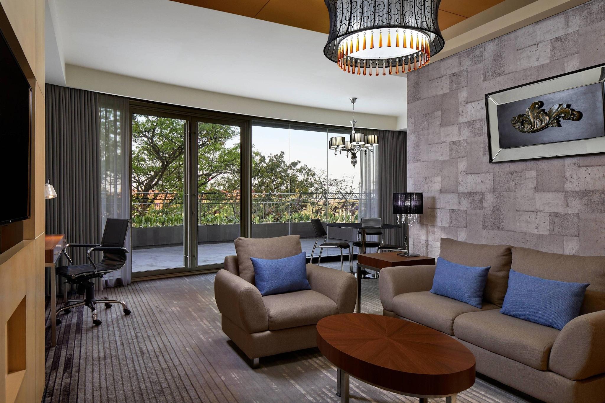 Suite Presidential with Views