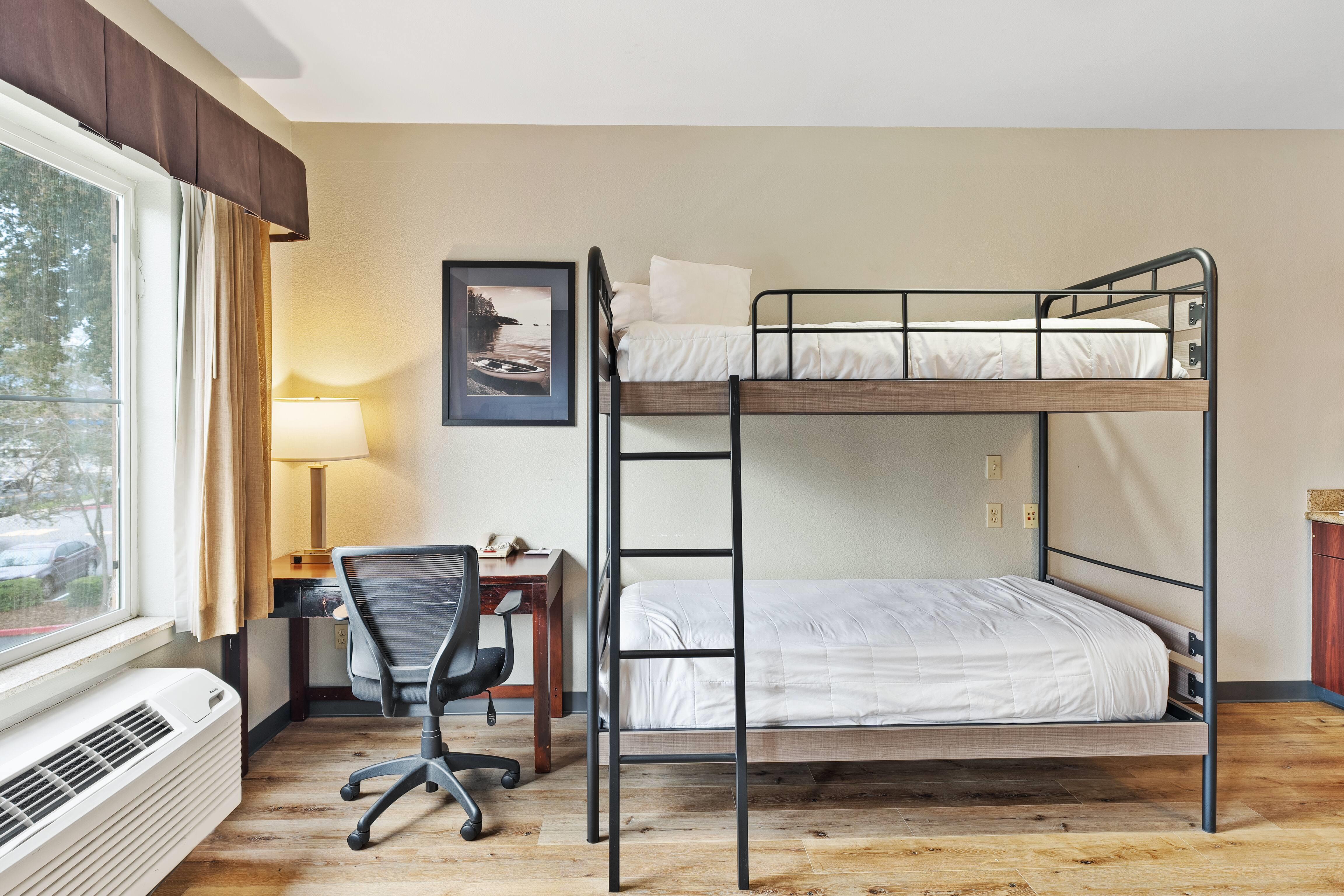 Room Two Beds