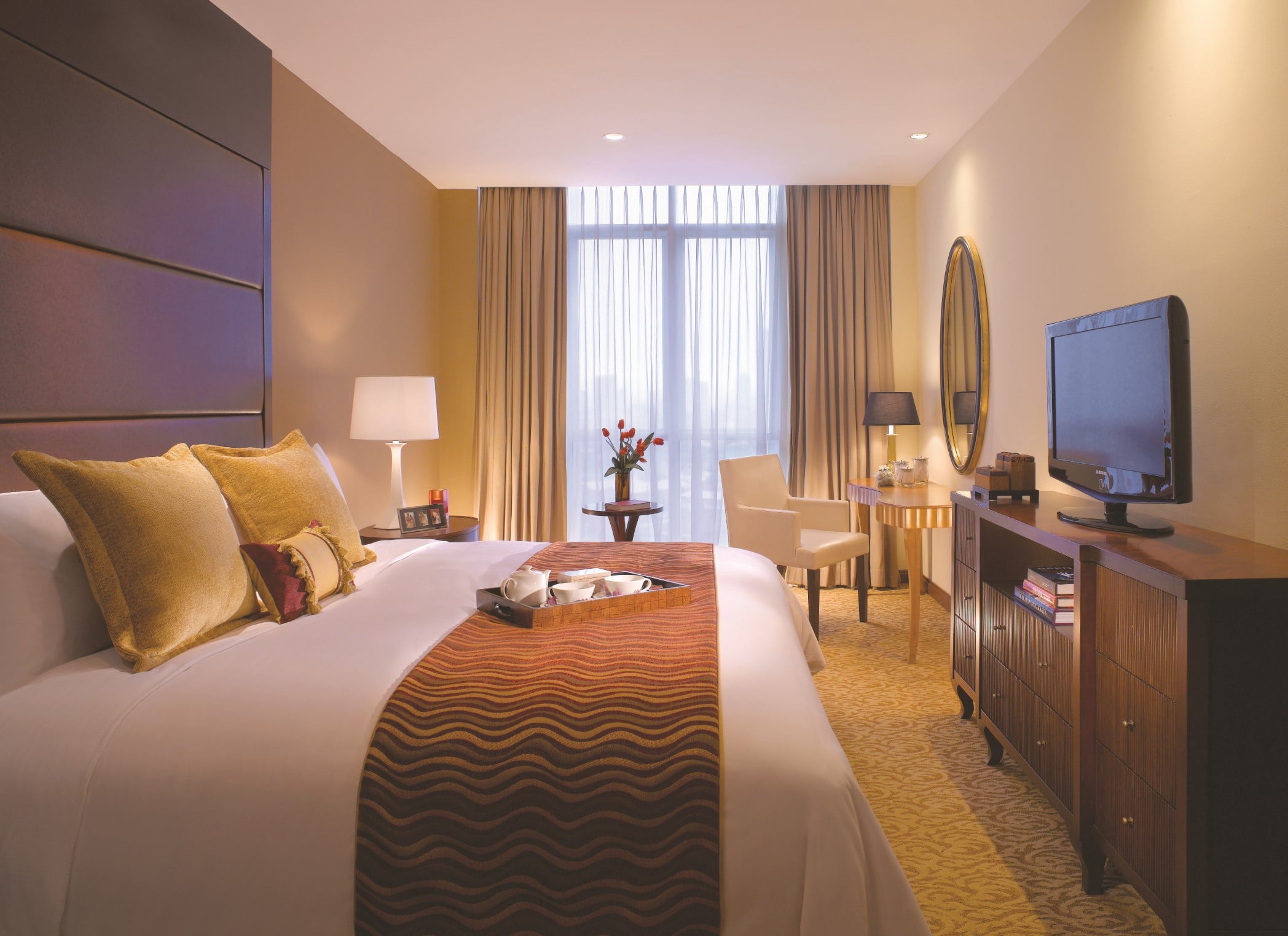 Room Deluxe Three Bedroom