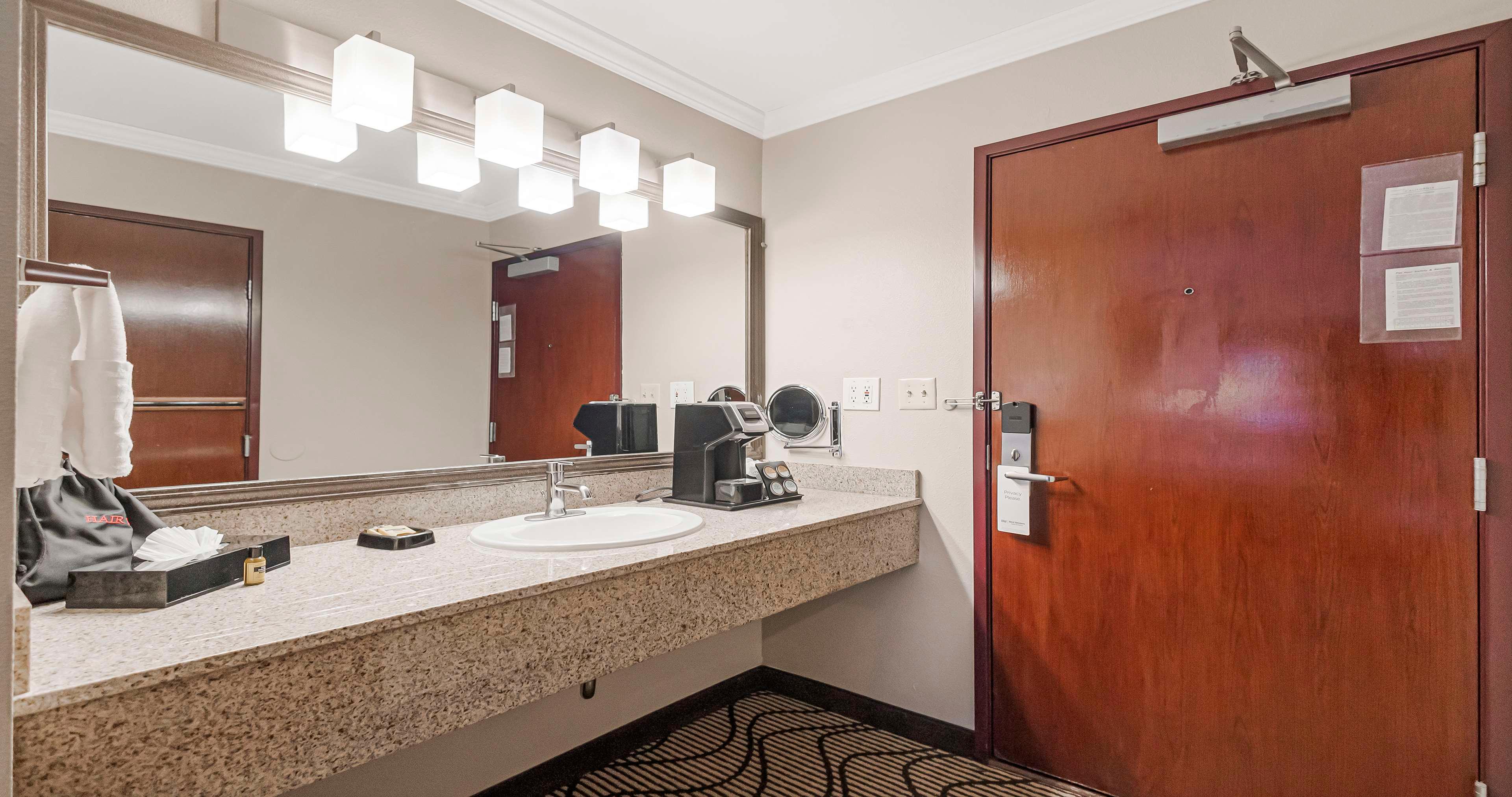 Suite Executive King Bed