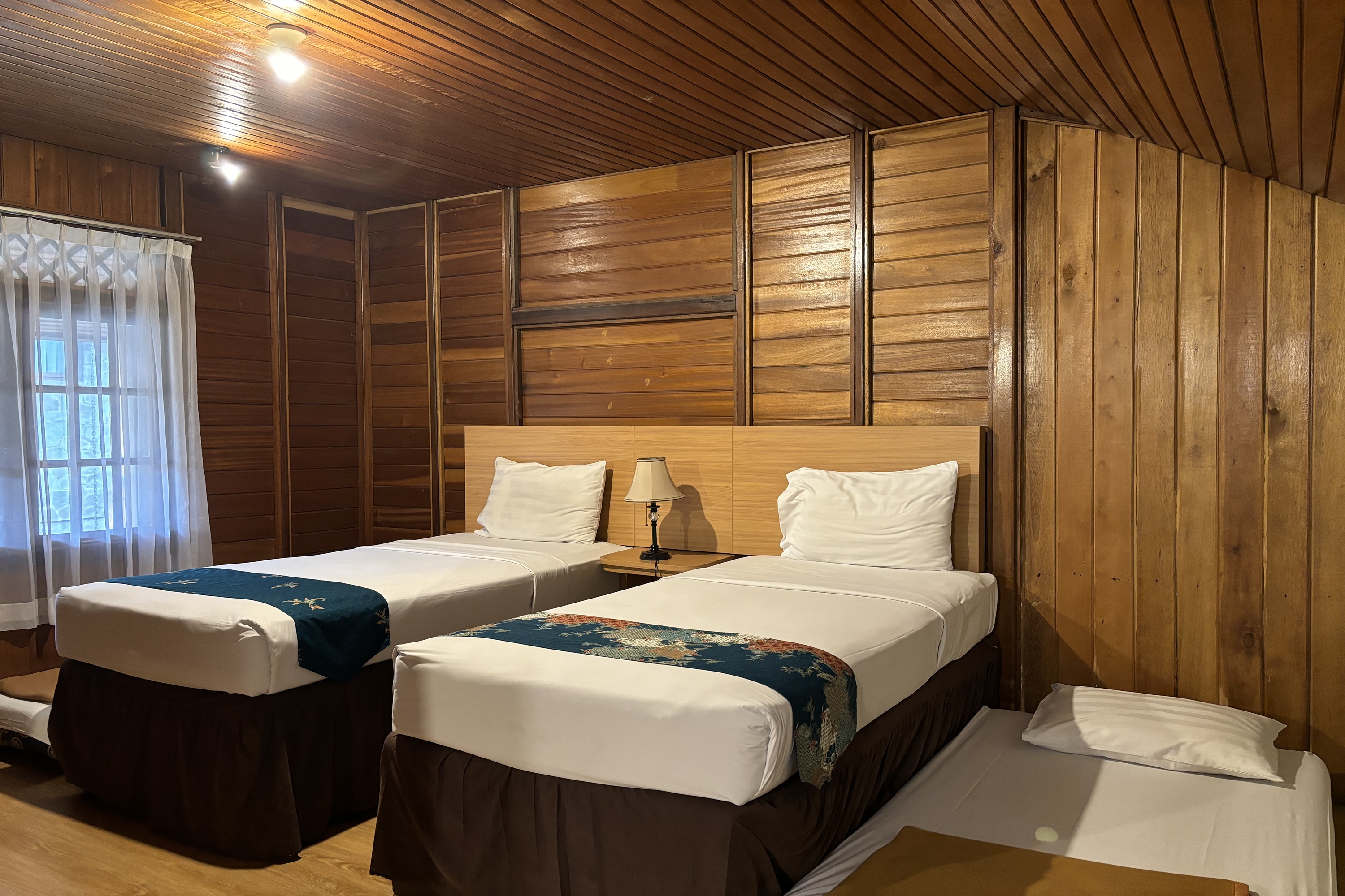 Family Room Superior