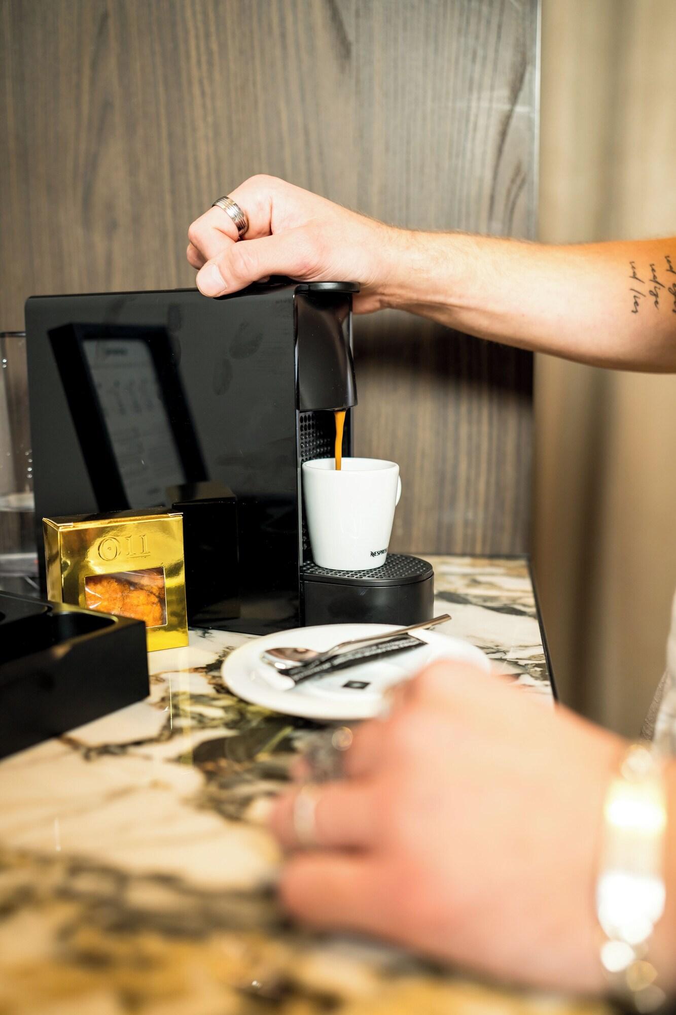 Double Classic King Bed