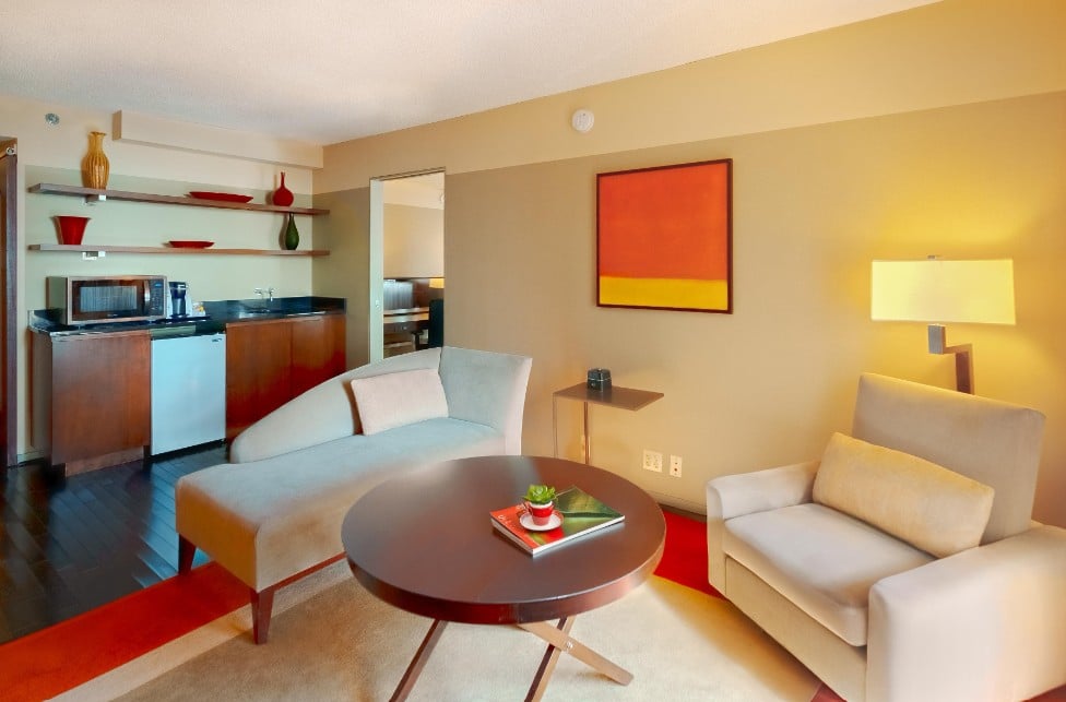 Junior Suite Accessible King Size Bed