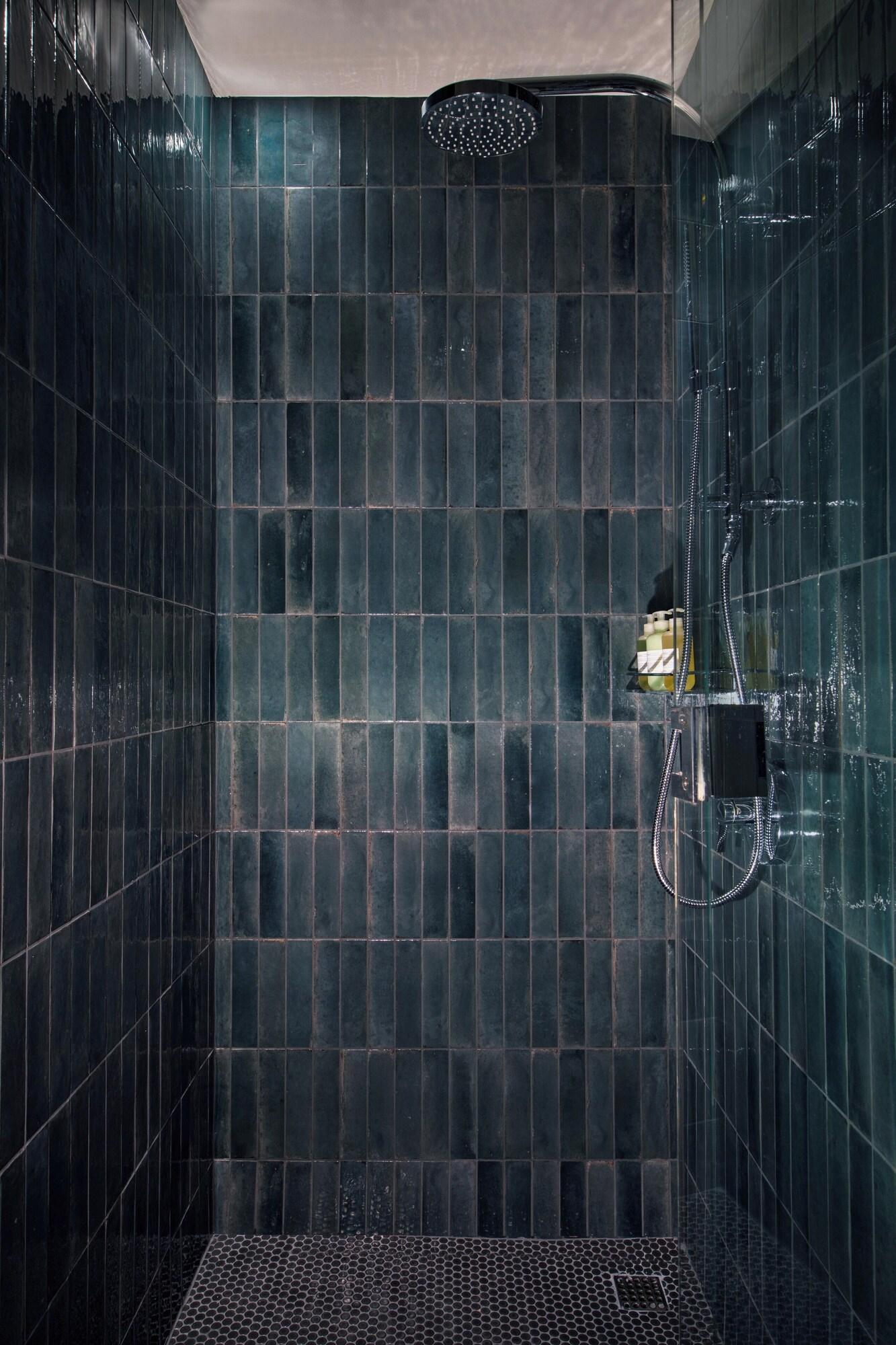 Double Two Queen Beds