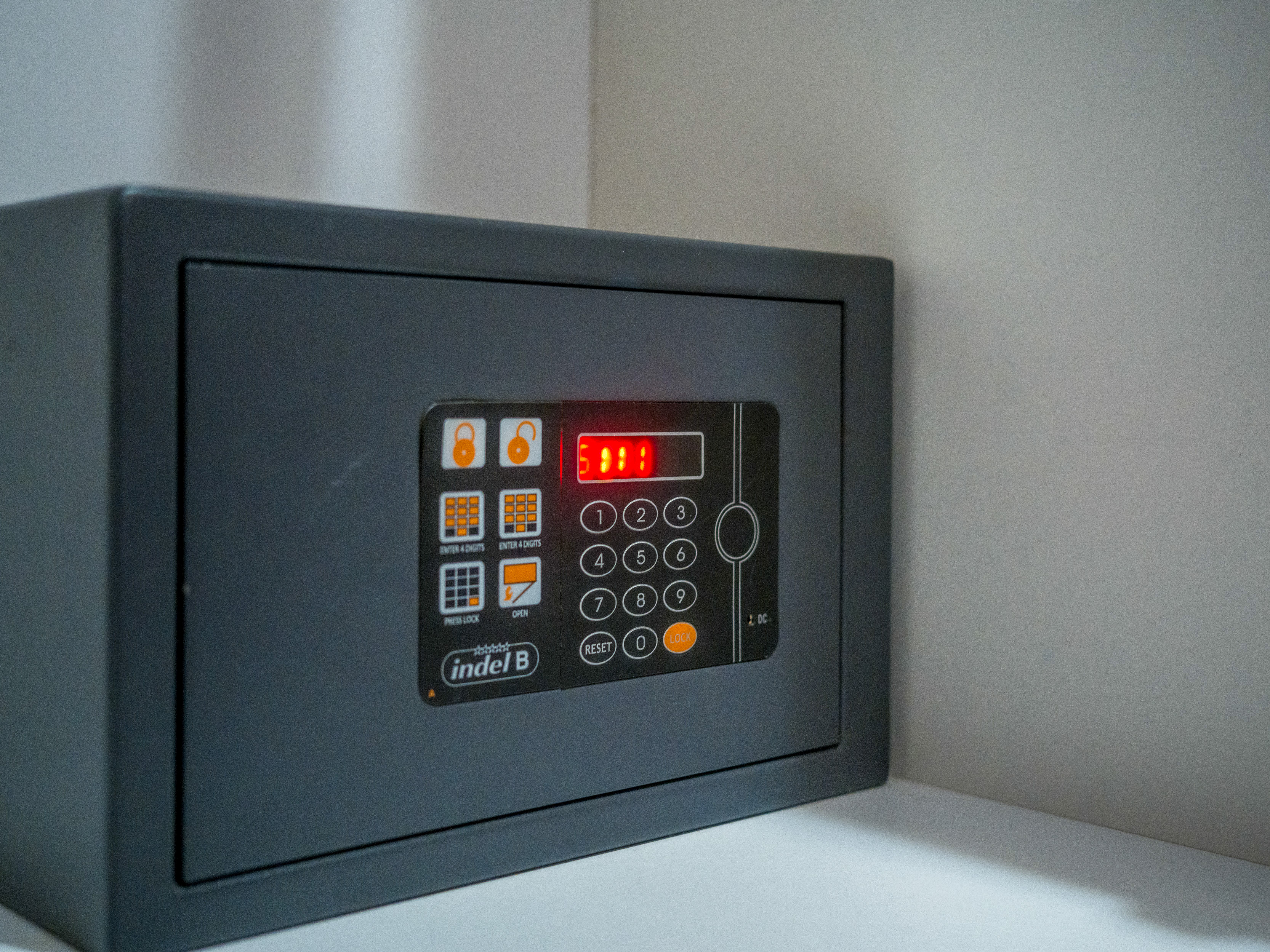 Double or Twin Standard