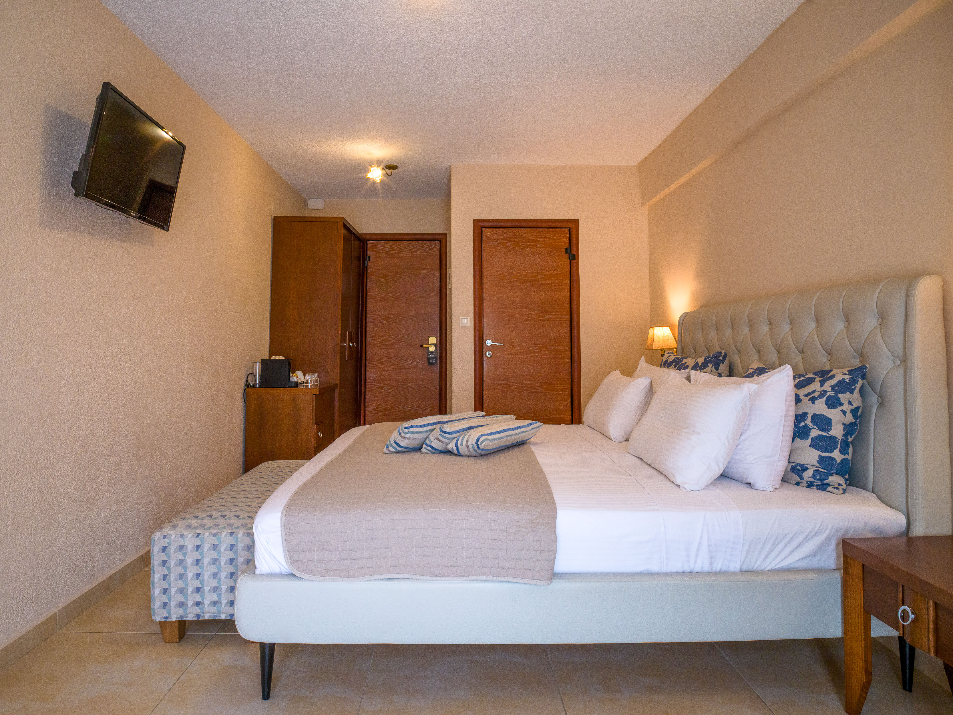 Double or Twin Standard