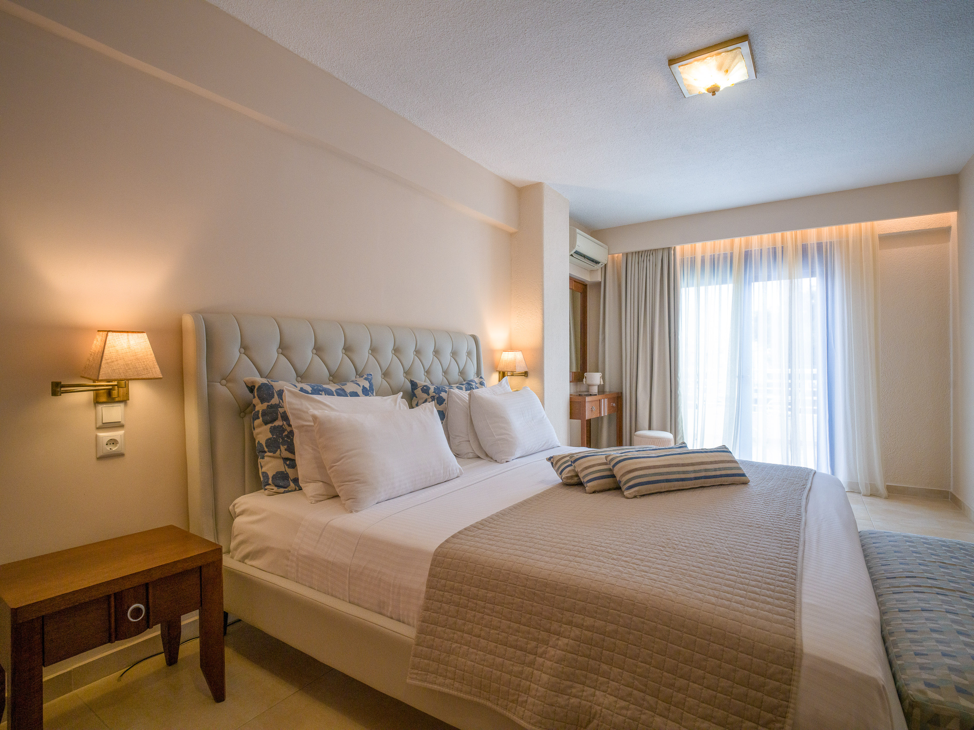 Double or Twin Standard