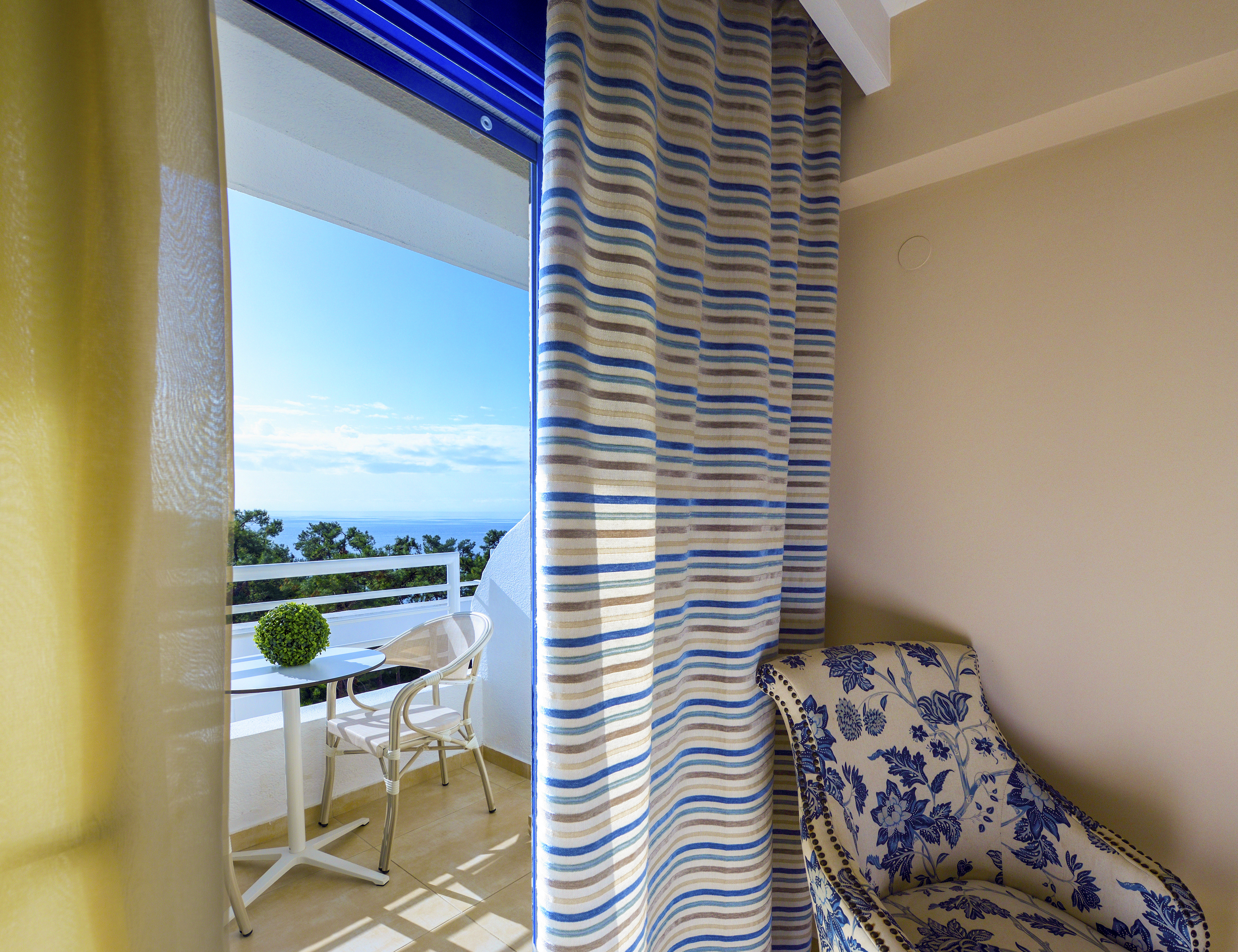 Double or Twin Sea View