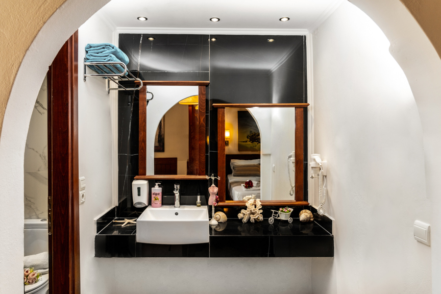 Double or Twin Superior