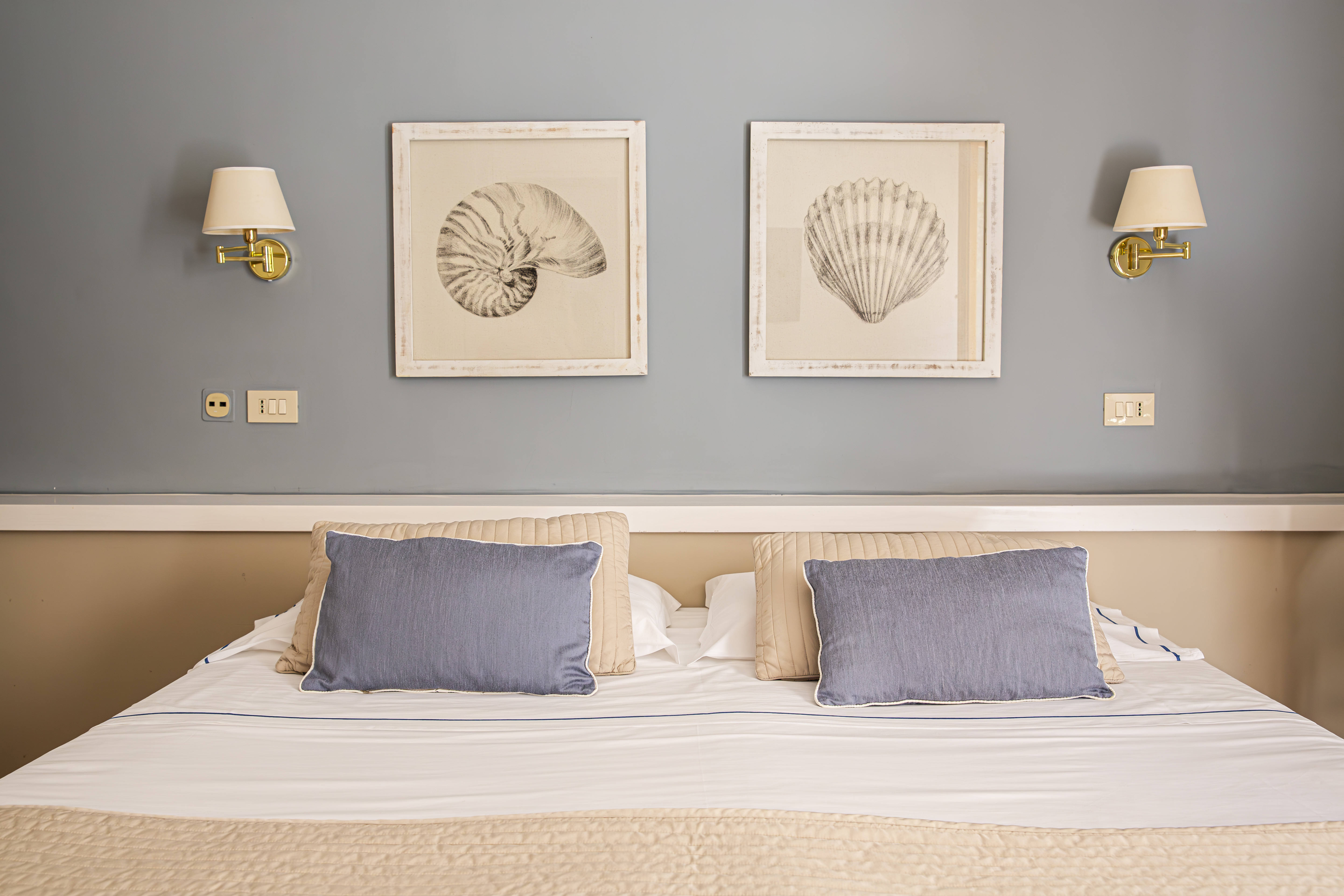 Double or Twin Standard