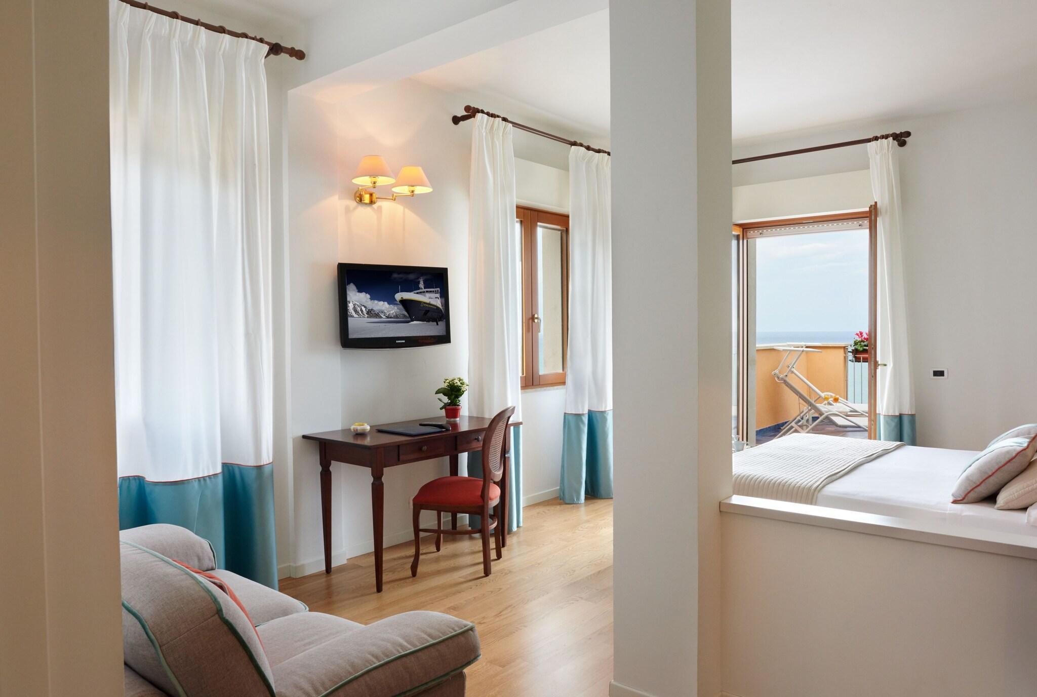 Junior Suite with Double Bed