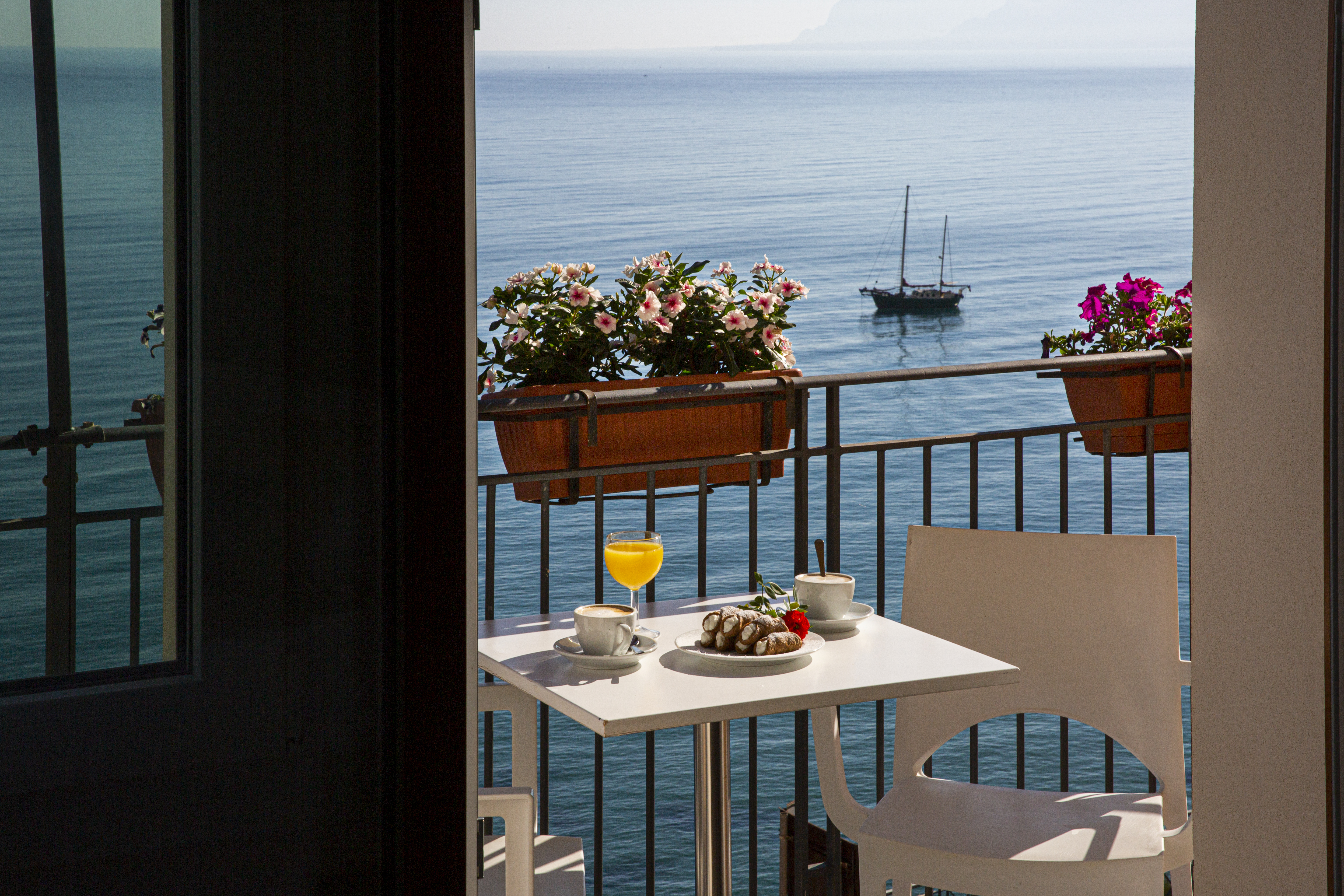 Double Single Superior Sea View