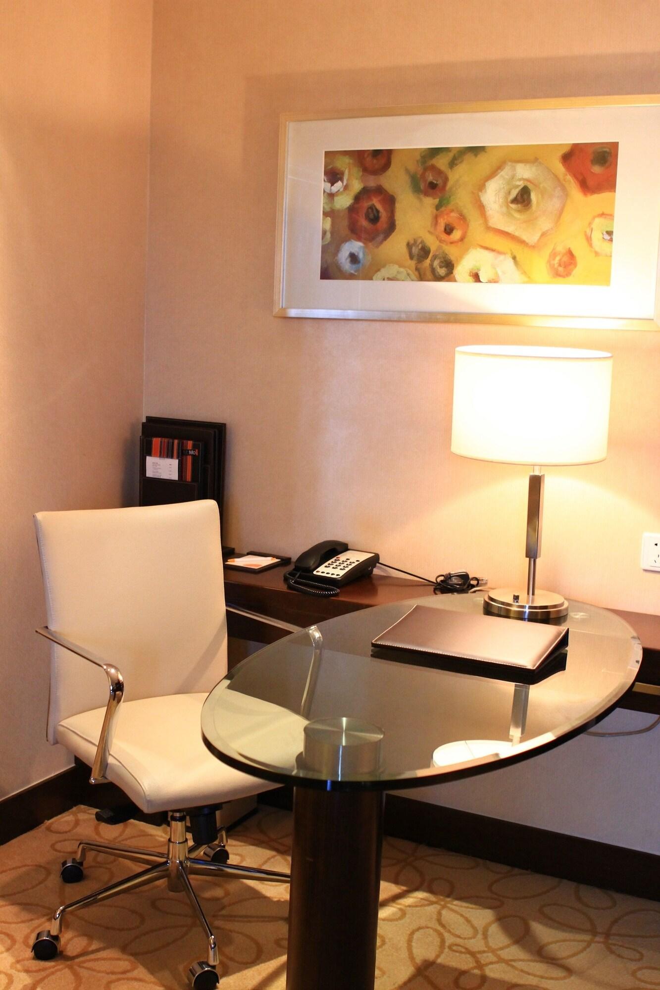 Double Executive King Bed