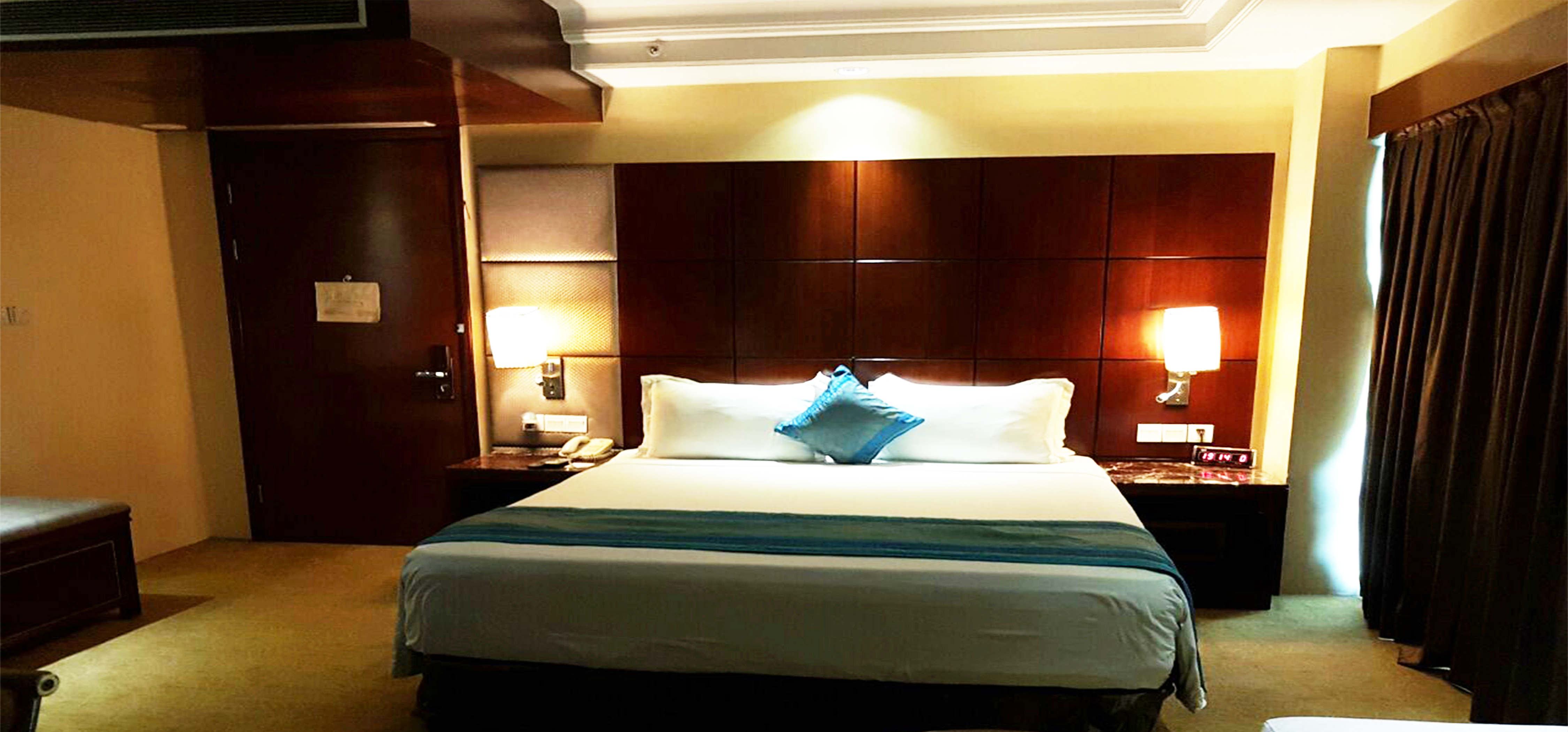 Double or Twin Executive