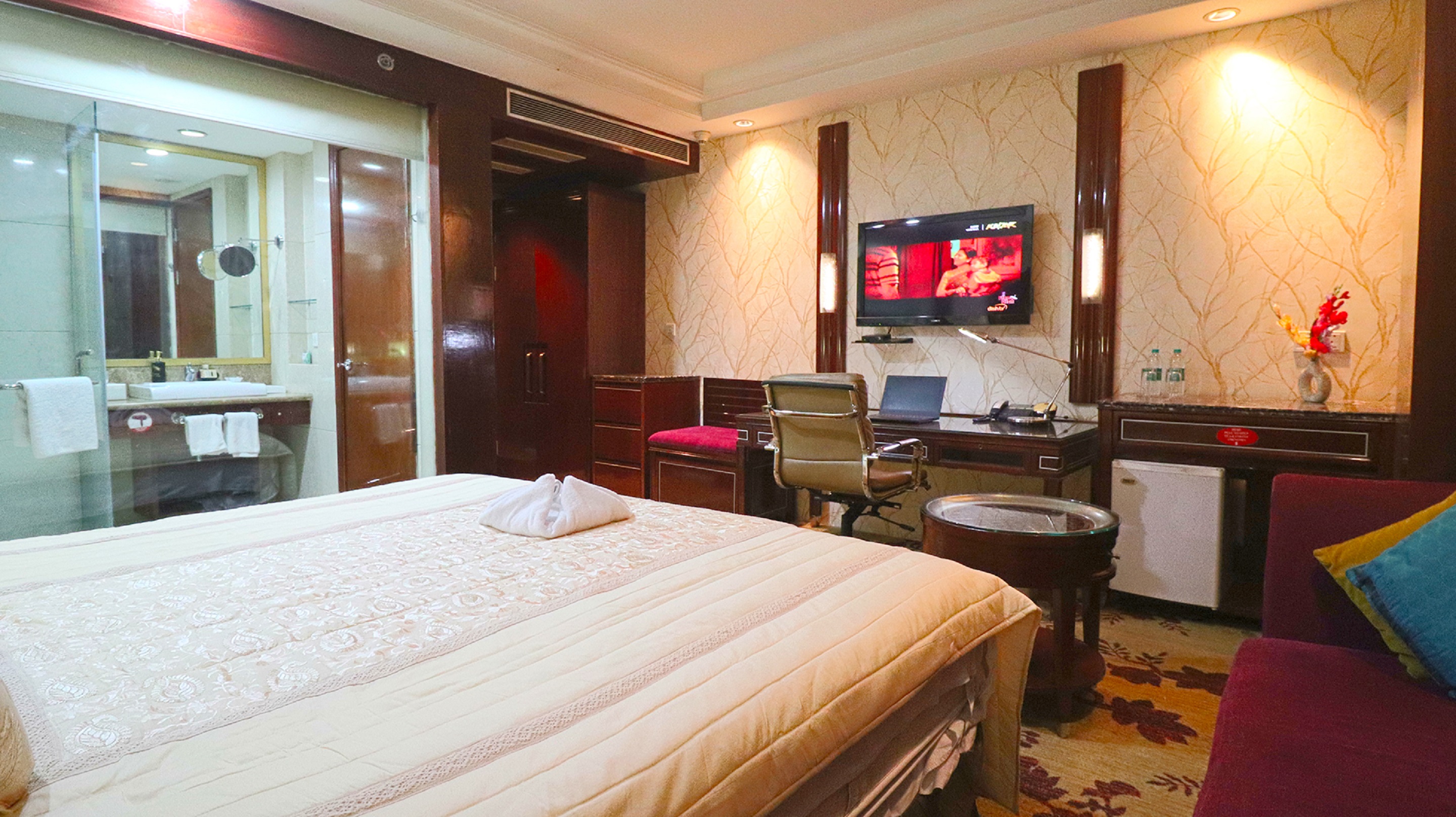 Double or Twin Deluxe