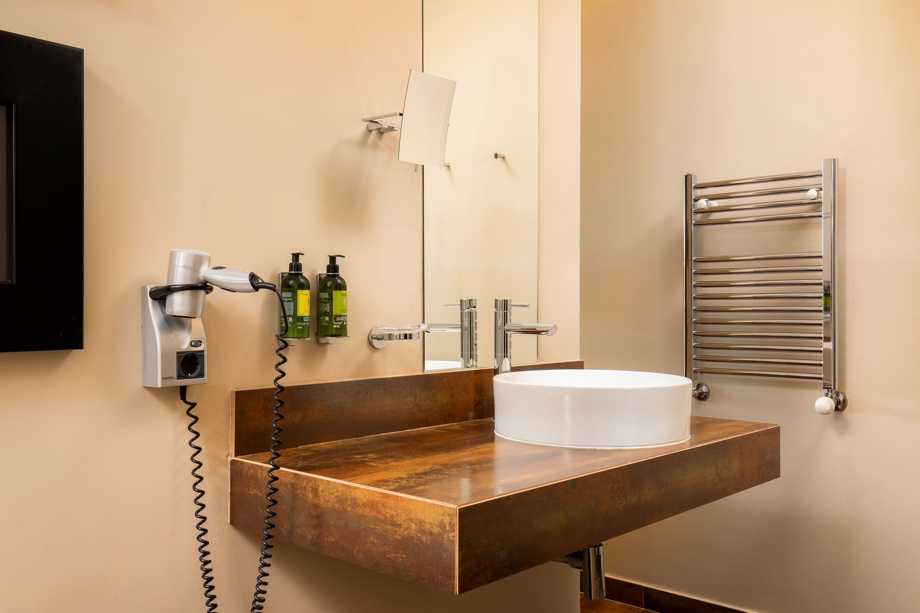 Double or Twin Superior