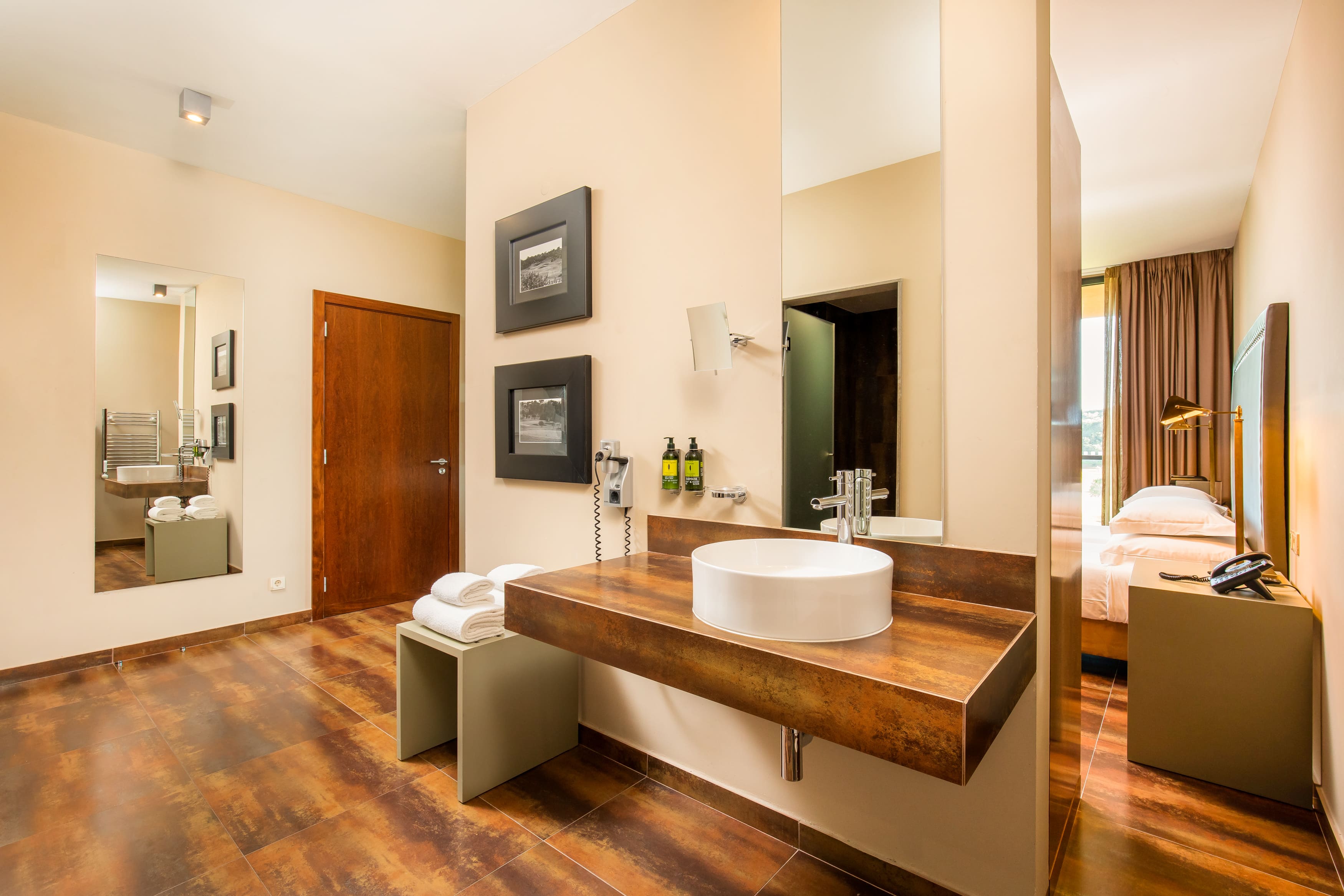 Double or Twin Standard