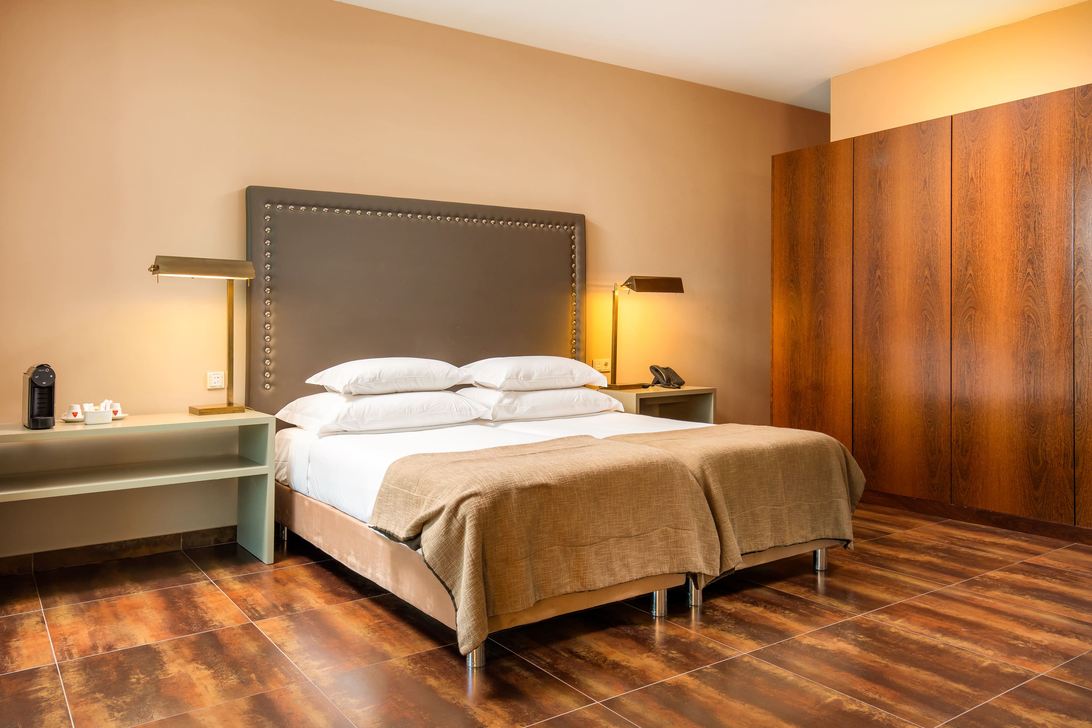 Double or Twin Standard