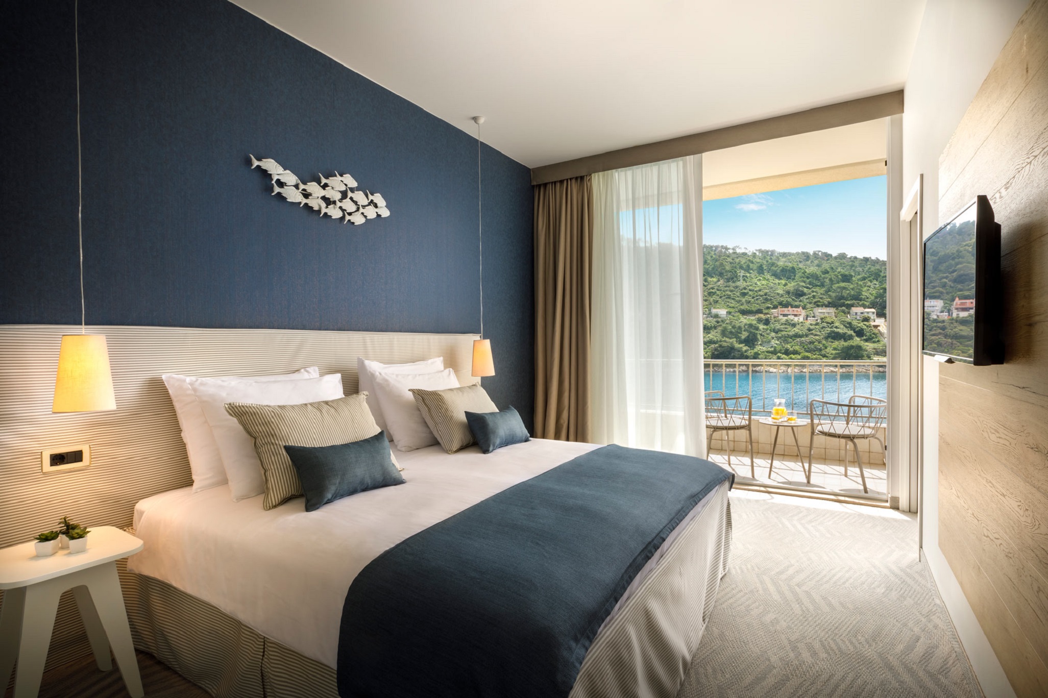 Double Side Sea View with Balcony