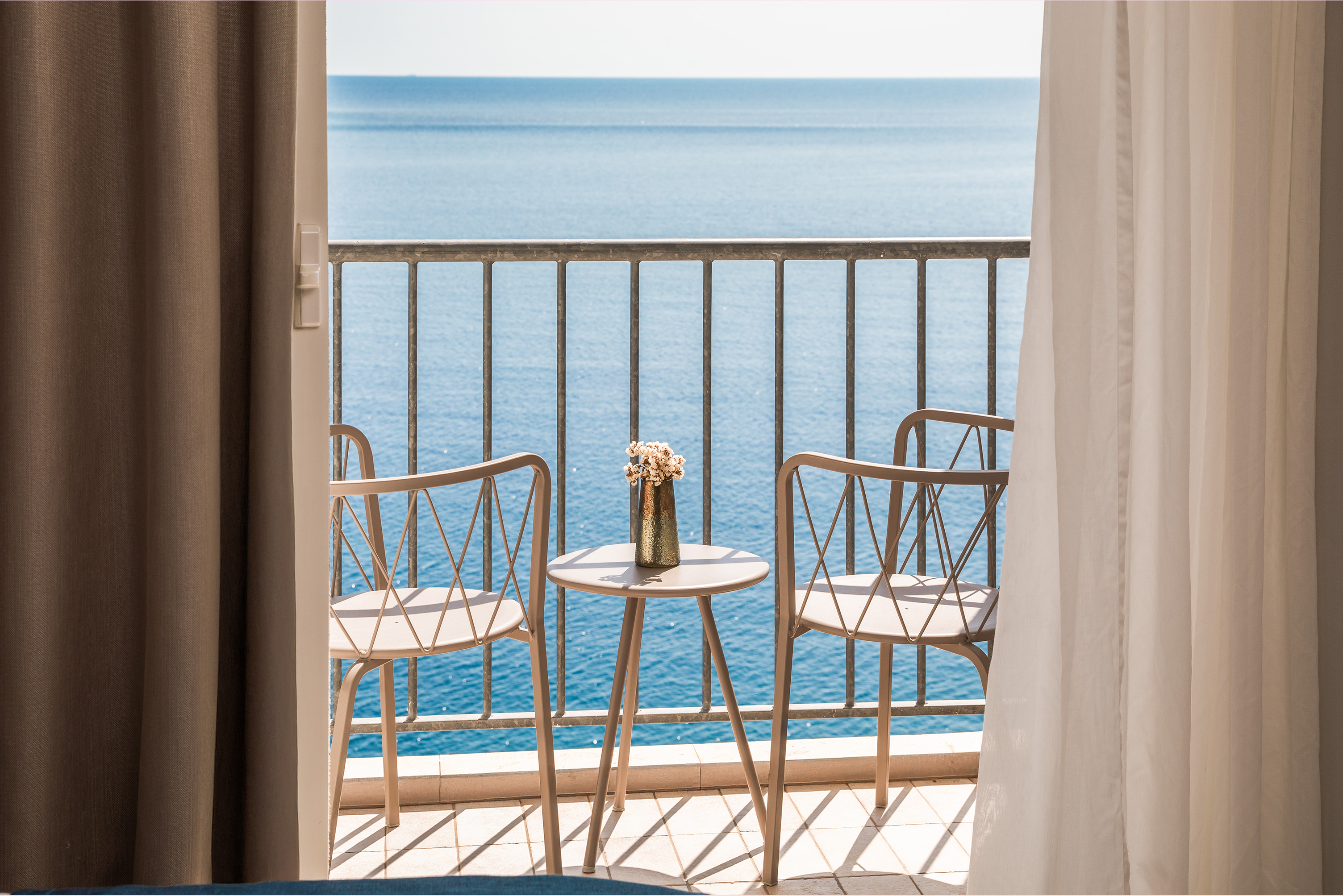 Double Side Sea View with Balcony