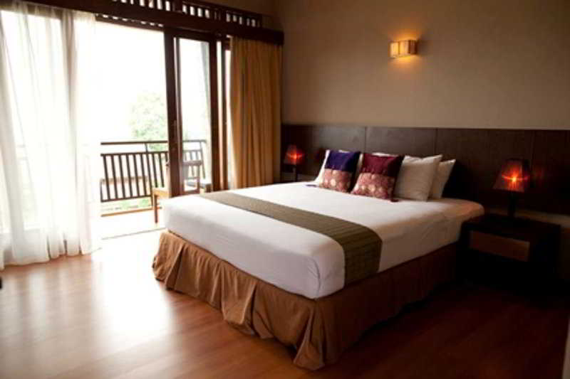 Double or Twin Deluxe