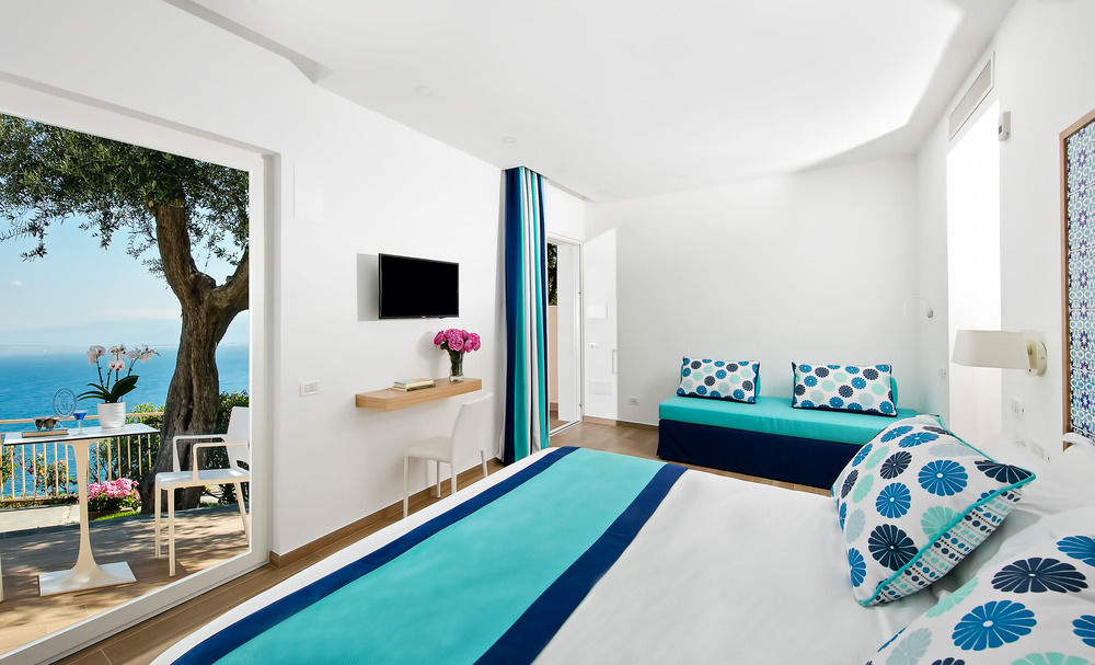 Double Deluxe Sea View