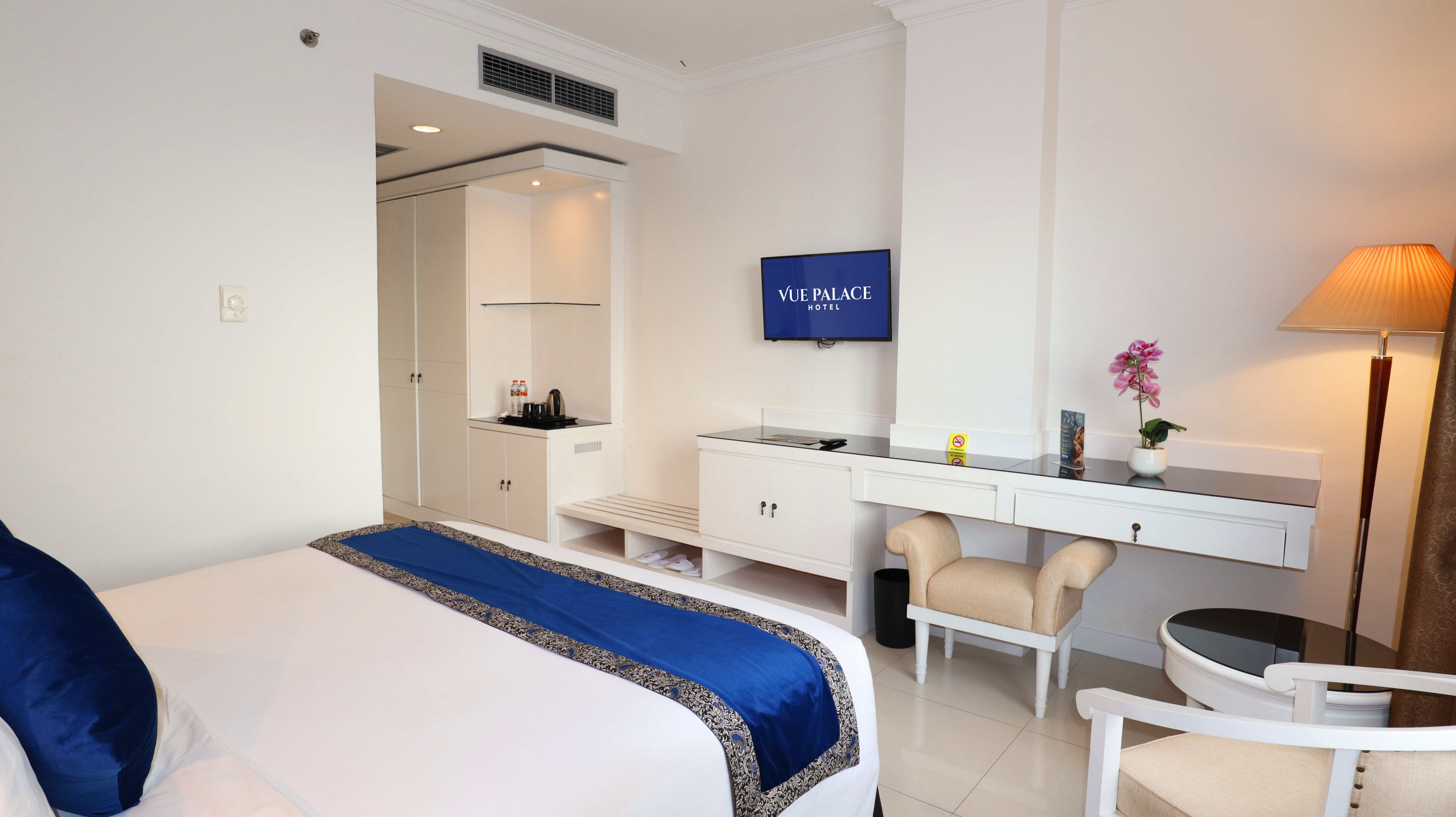 Double or Twin Deluxe