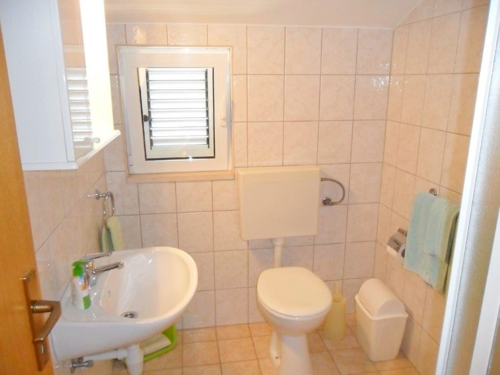 Apartment Capacity 4