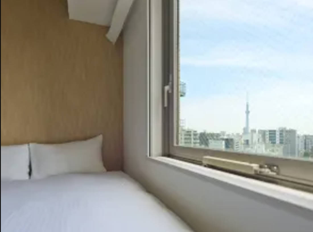 Double Queen Size Bed