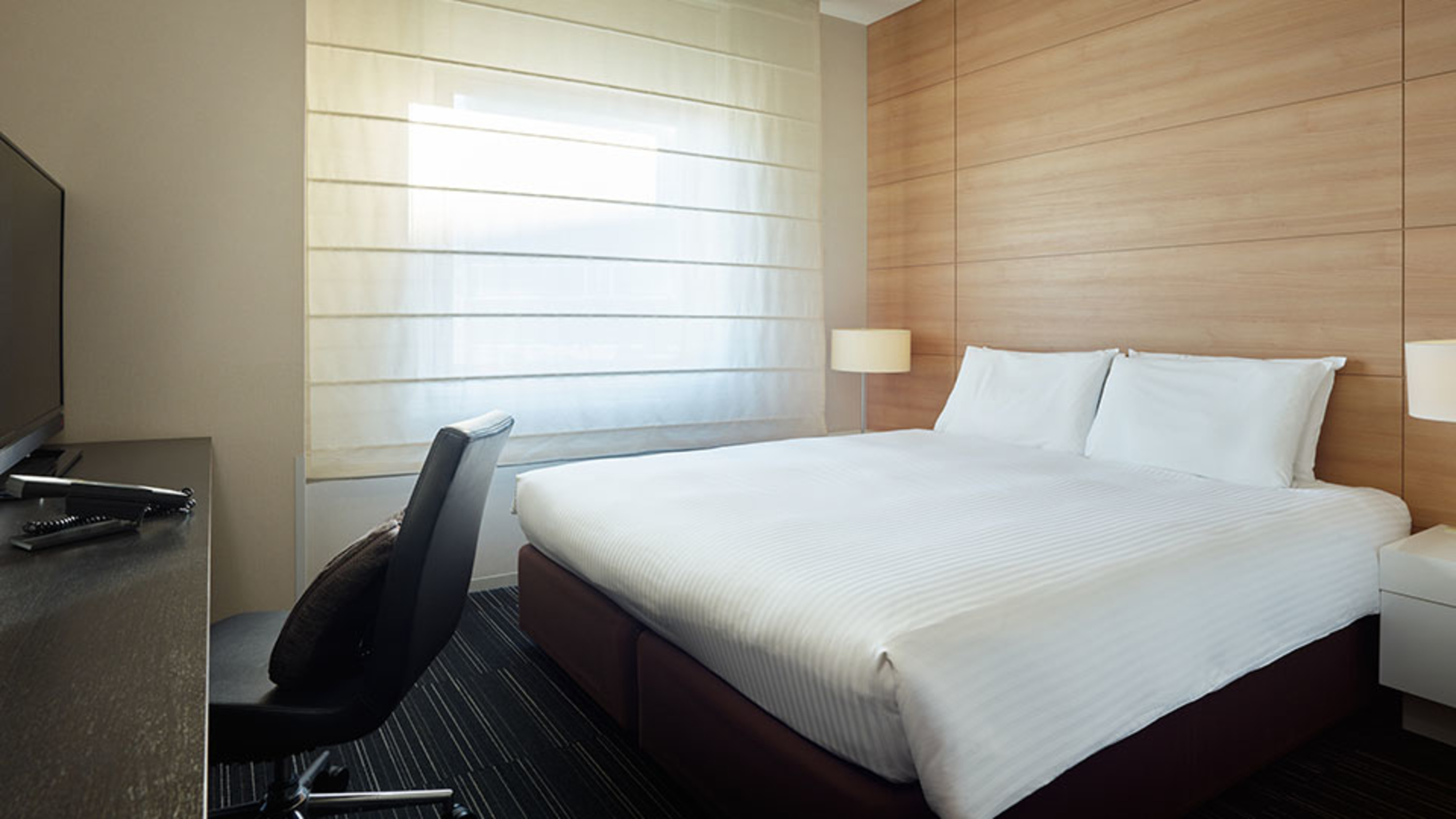 Double Queen Size Bed