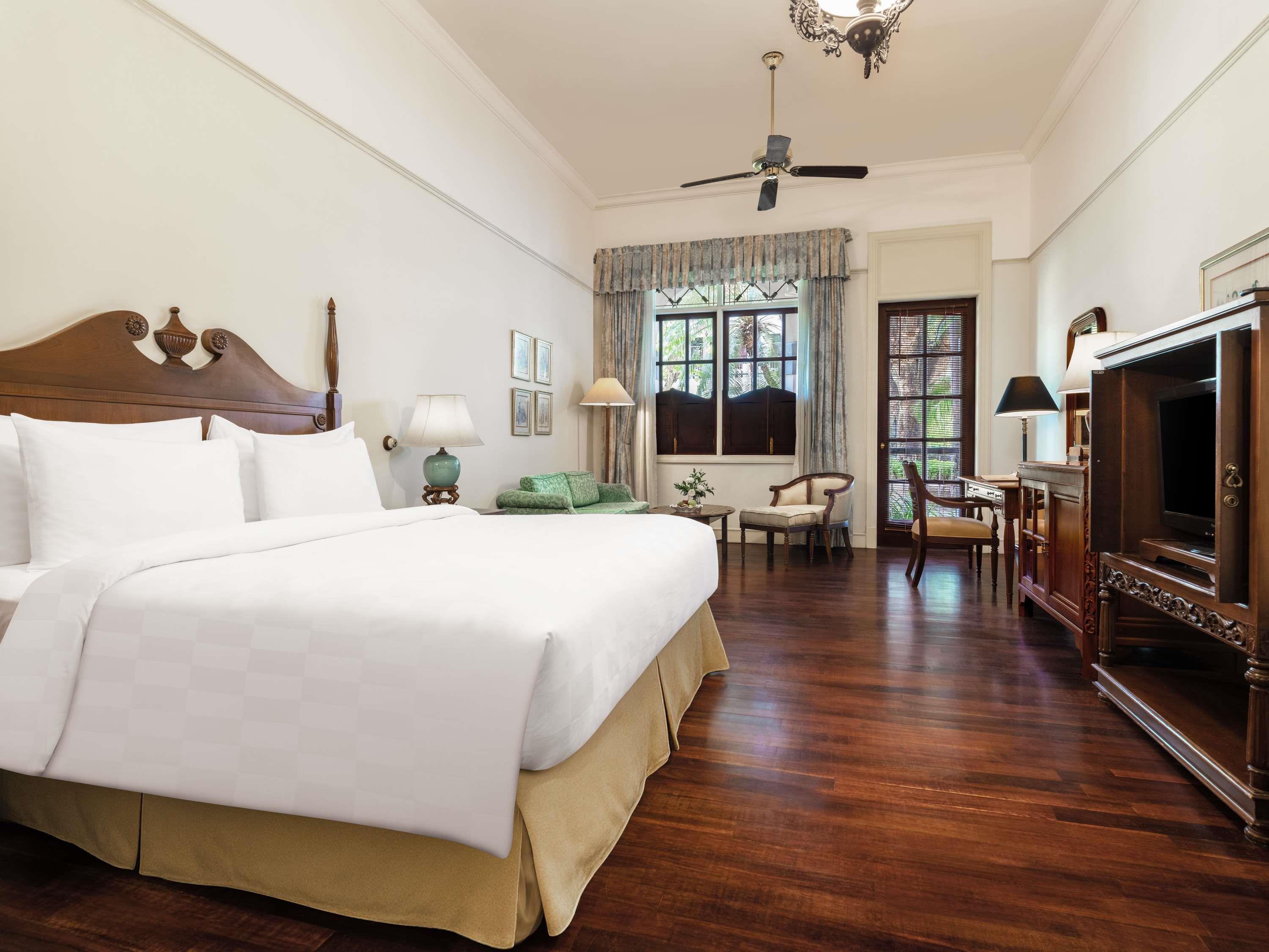 Double Classic King Bed