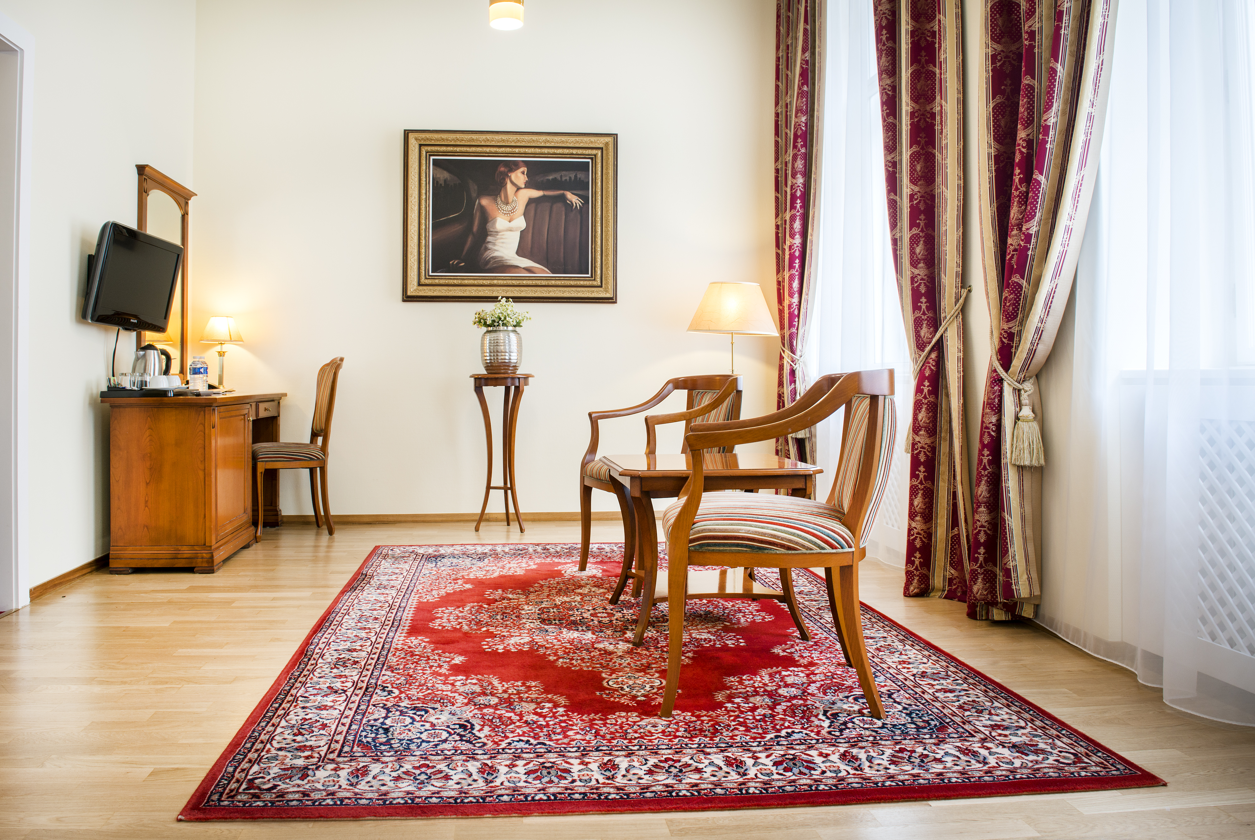 Family Room Capacity 4