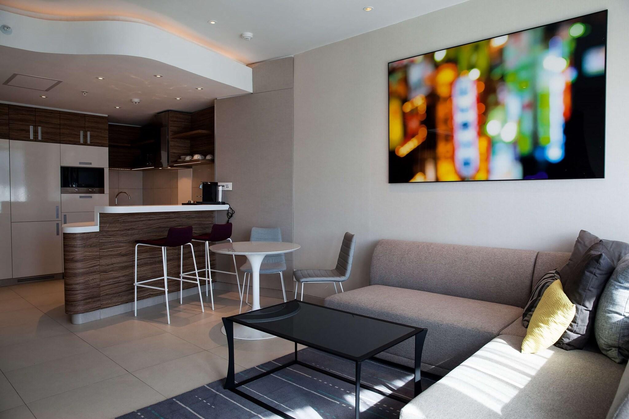 Apartment City View Queen Bed