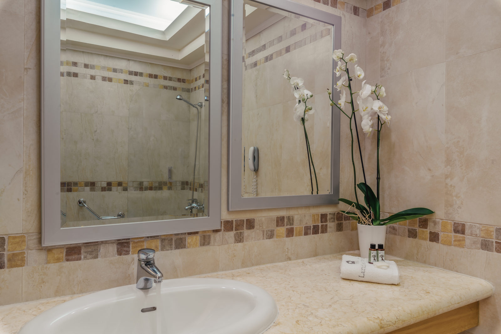 Double or Twin Superior with Private Pool